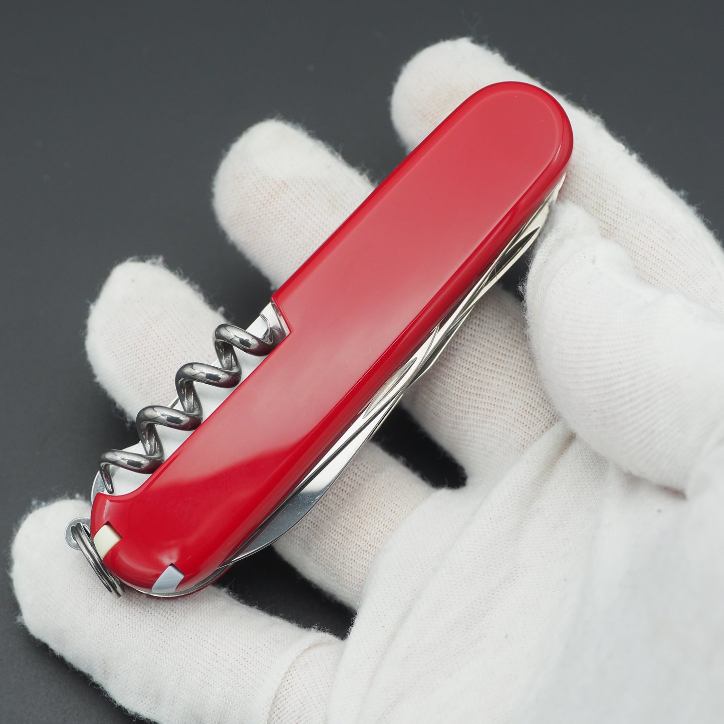 Victorinox Companion Red 1.3909
