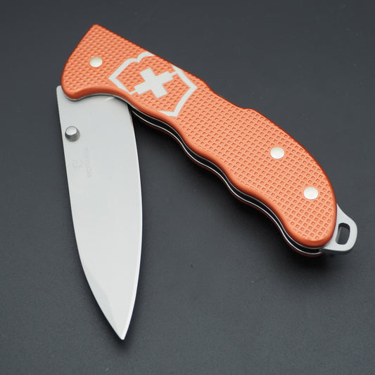 VICTORINOX EVOKE, ALOX LIMITED EDITION 2025, STONE RED