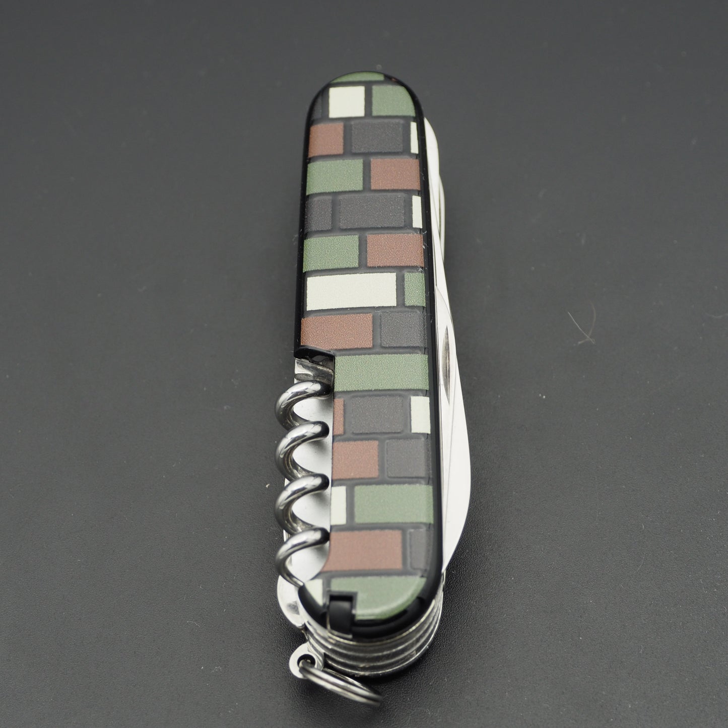 Victorinox "Bricks" Camouflage Huntsman 91mm 3D Haptic Print The Sharp Knife Club Edition (no Box)