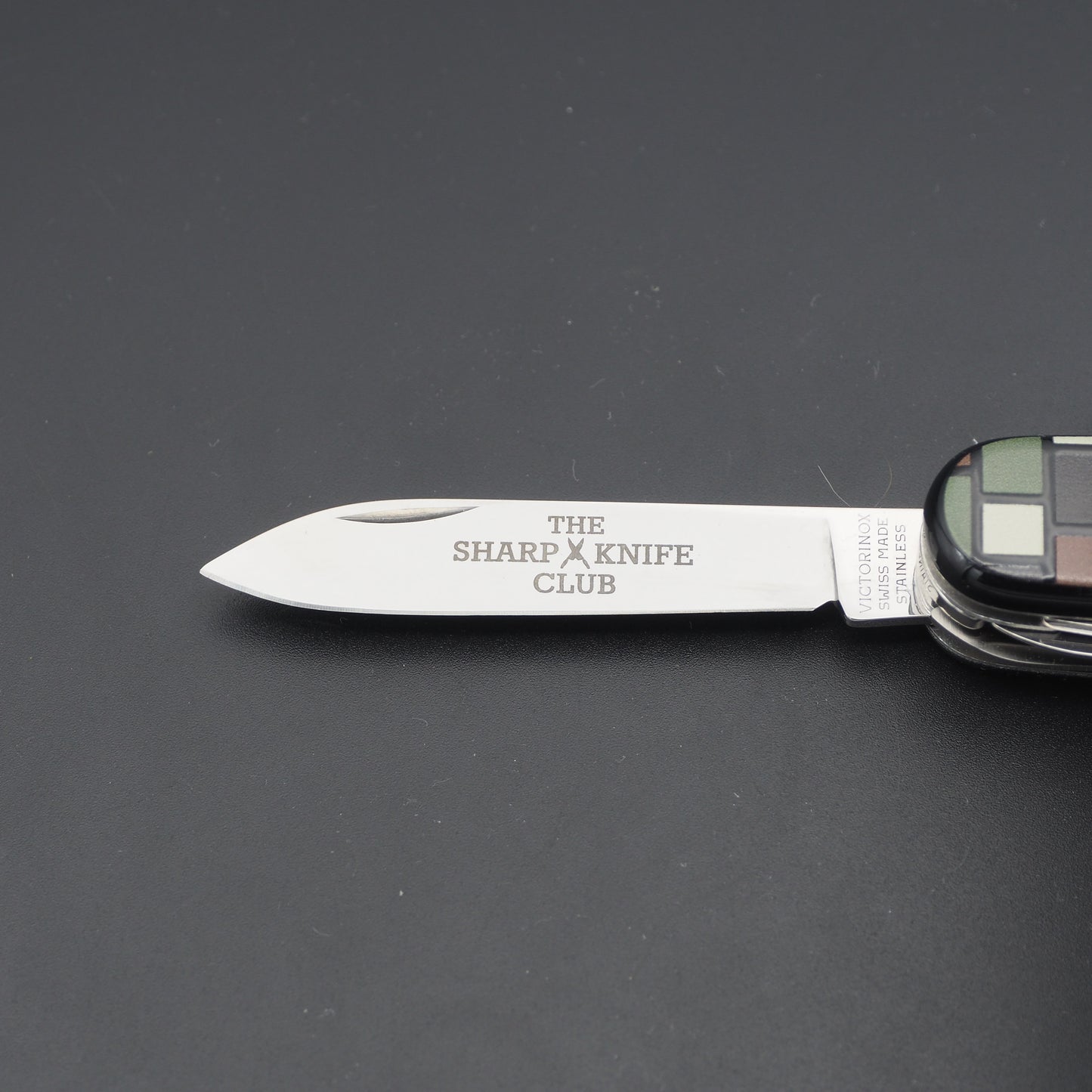 Victorinox "Bricks" Camouflage Huntsman 91mm 3D Haptic Print The Sharp Knife Club Edition (no Box)