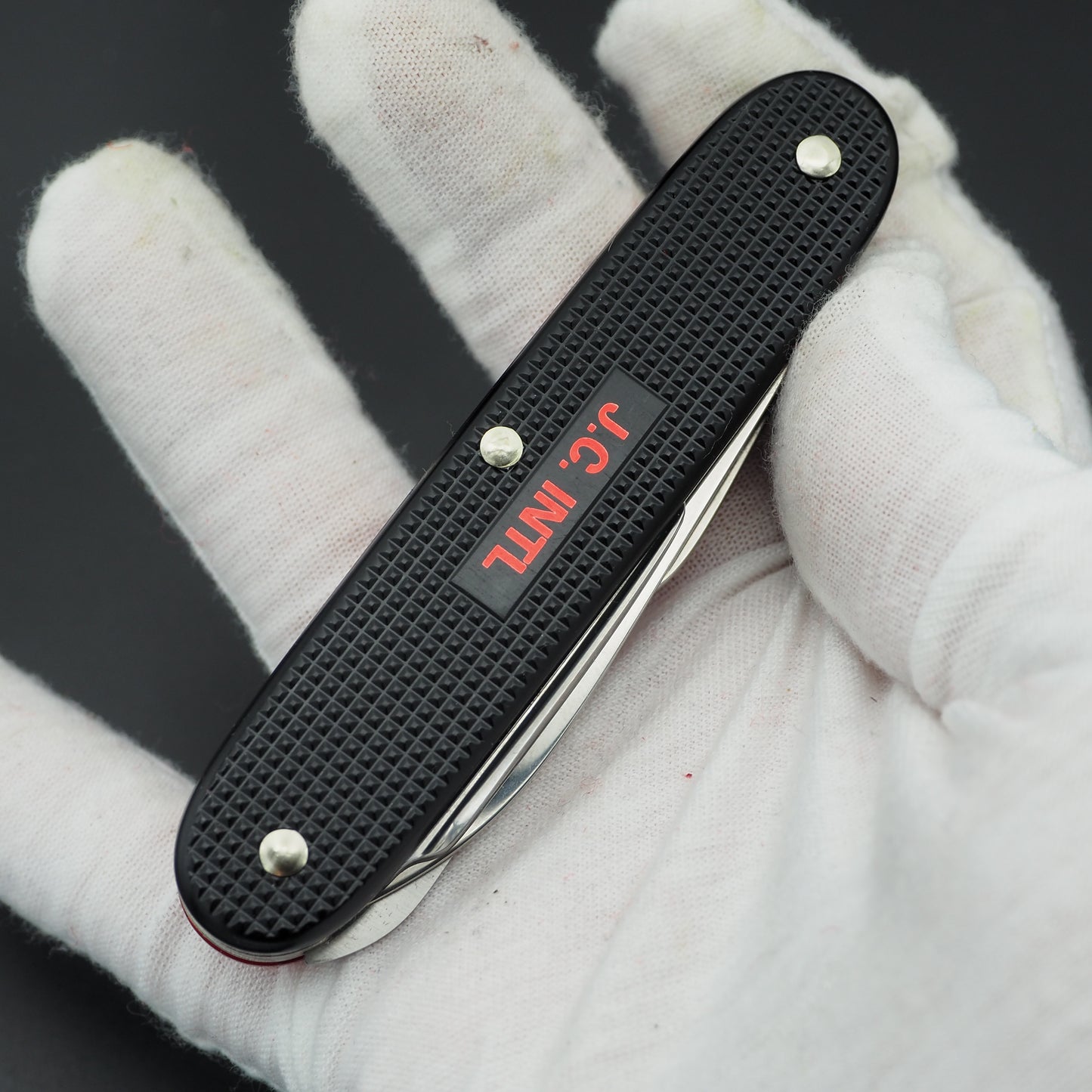 Victorinox Alox Harvester BiColor Red/Black J.C. INTL Special (NEW)