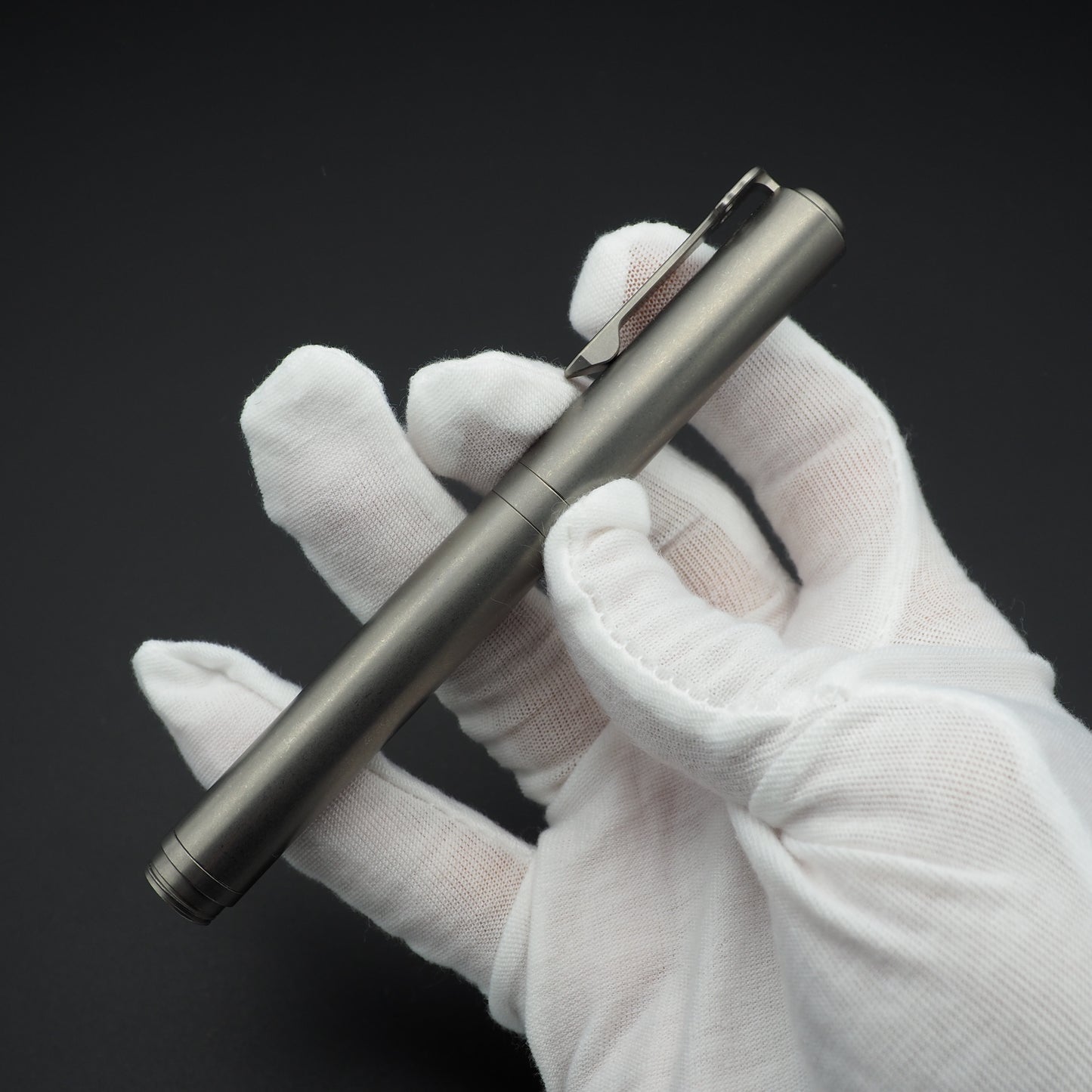 Verkaufe Chavez Knives Twist Pen (slightly used)