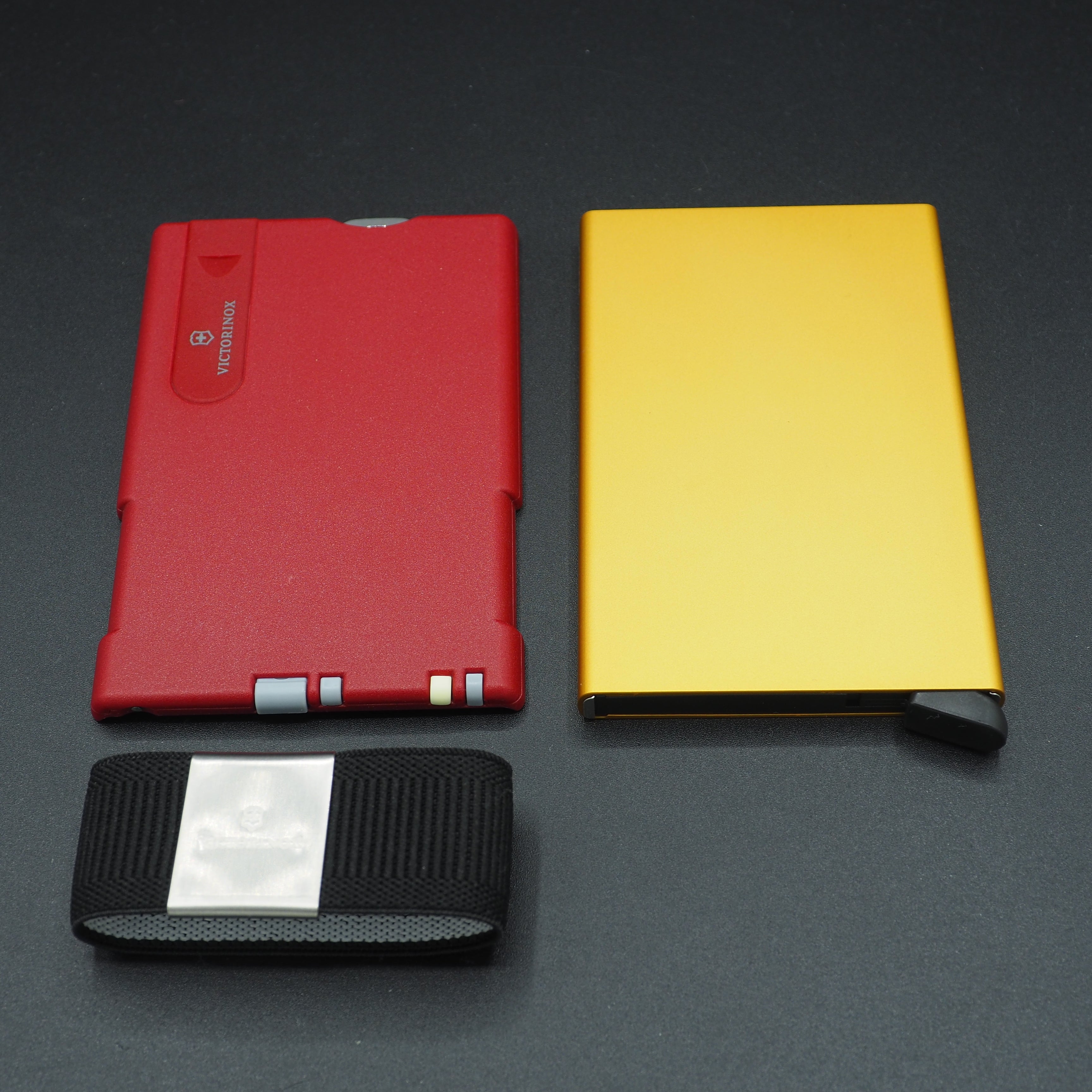 Victorinox Smart Card Wallet RED/GOLD – The Sharp Knife Club