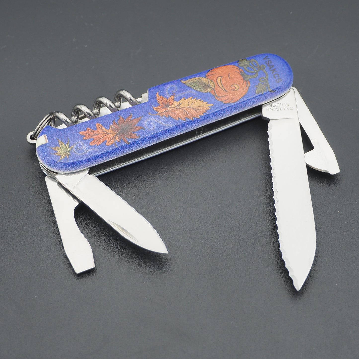 Victorinox VSAKCS Pumpking Carver Serrated Spartan (NEW)