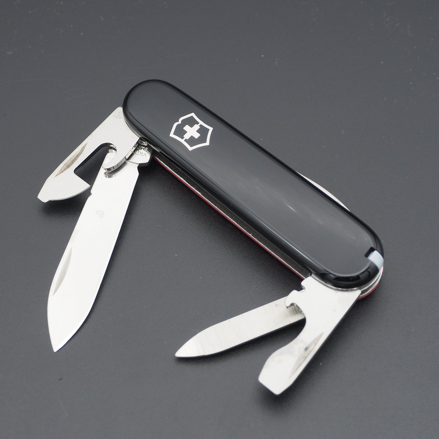 Victorinox Sportsman Black/Red Bicolor 84mm DISCONTINUED New Old Stock without Keyring (Copy)