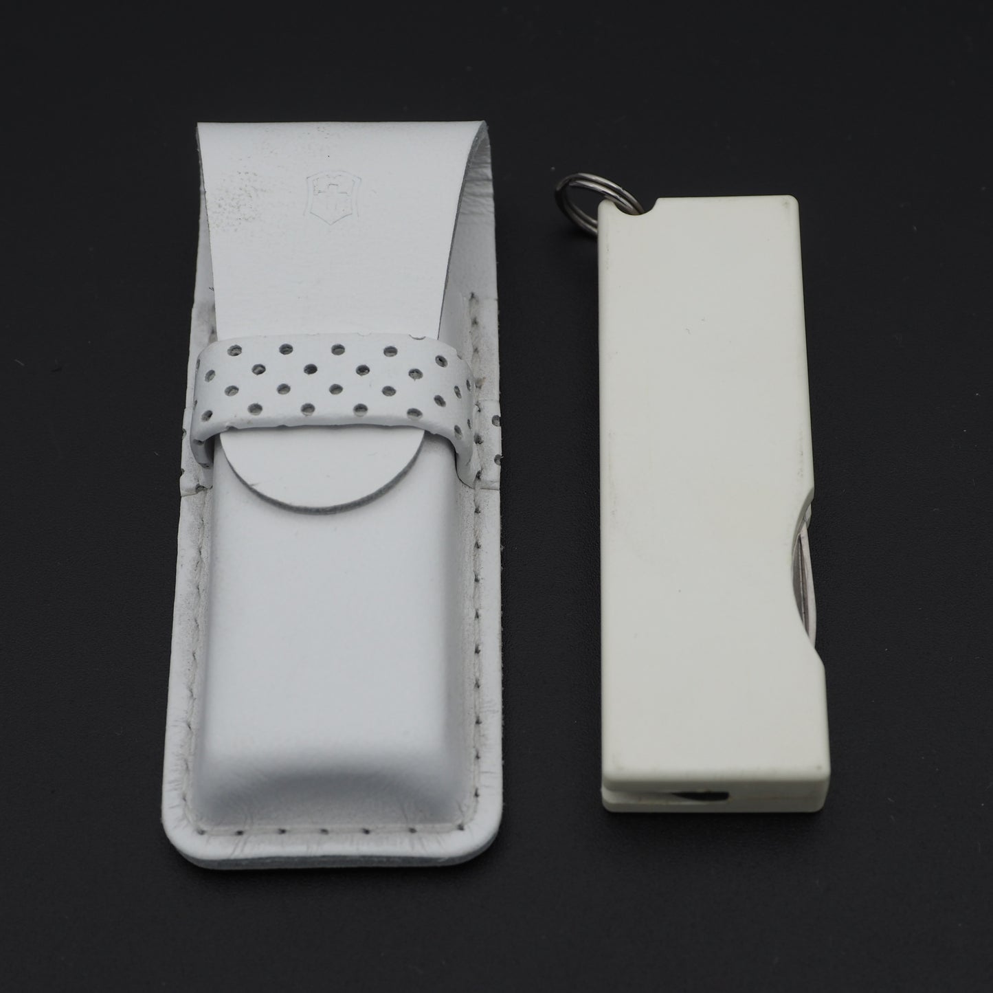 Victorinox Tomo white