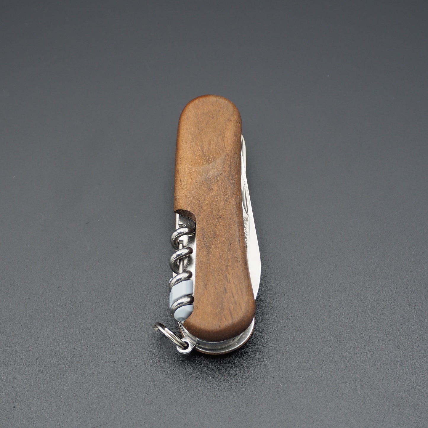 Victorinox EvoWood 17 Walnuss