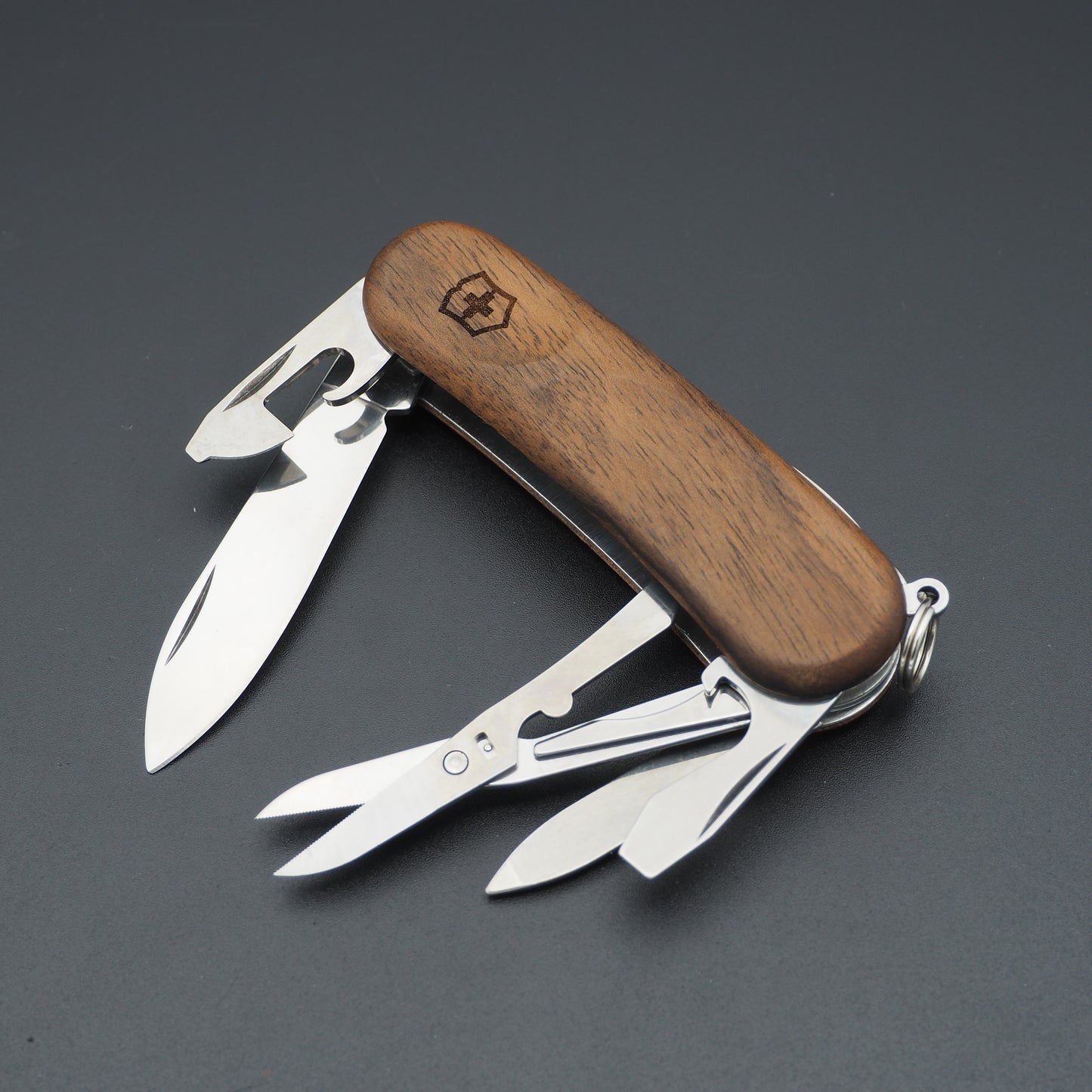 Victorinox EvoWood 17 Walnuss