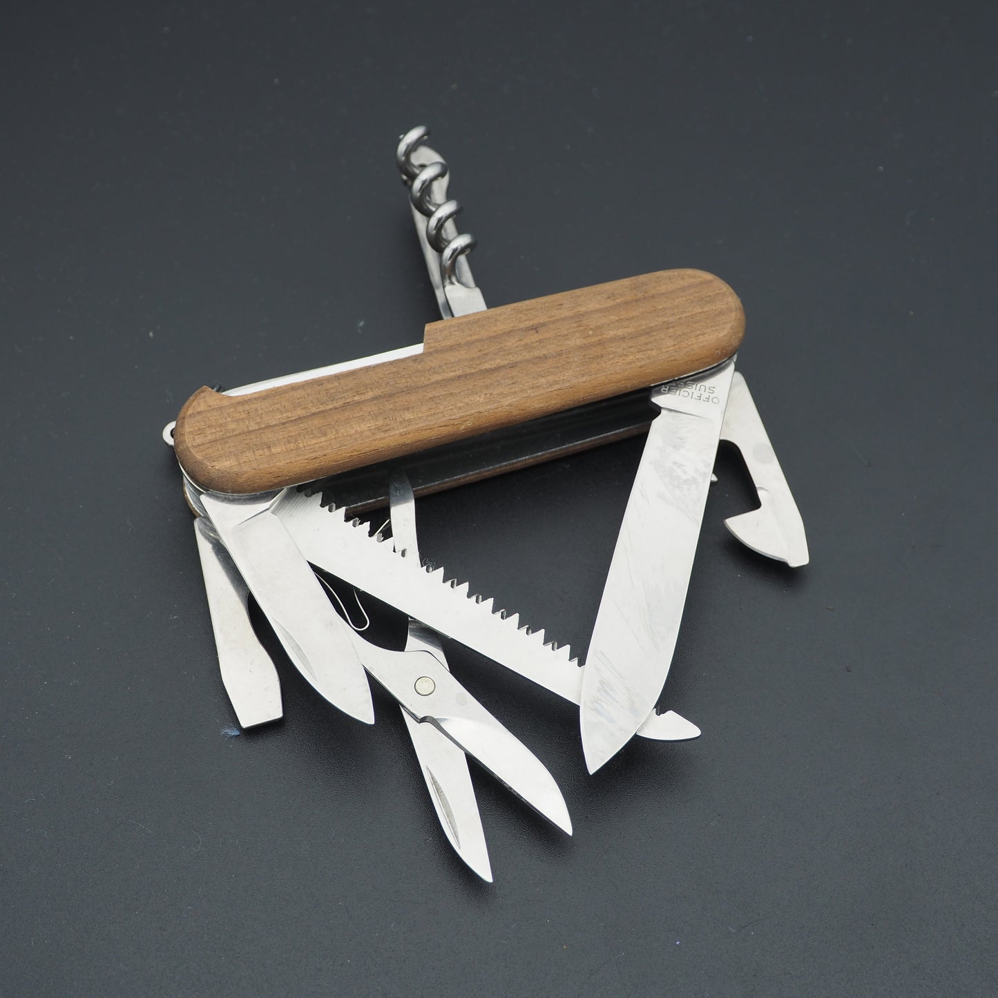 Victorinox Huntsman 1.3713 (USED)