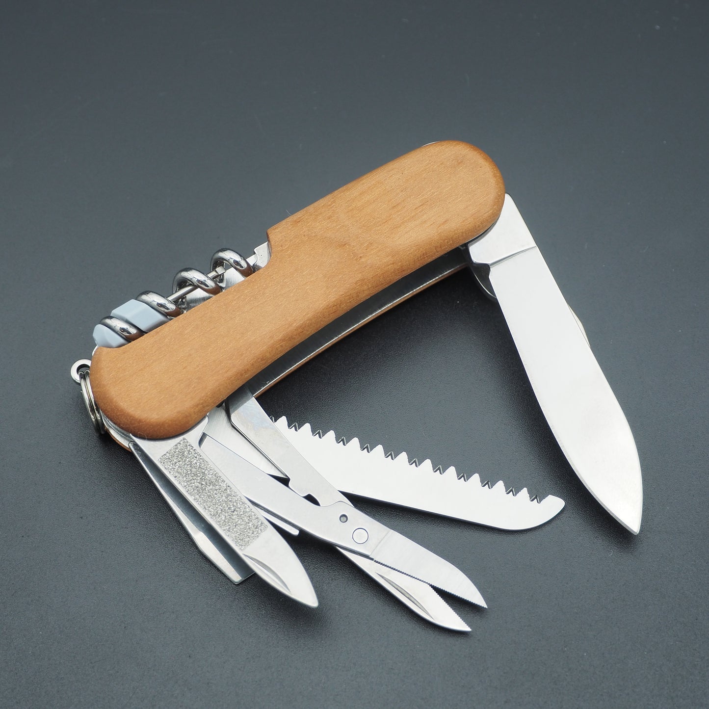 Victorinox EvoWood 14 Walnut