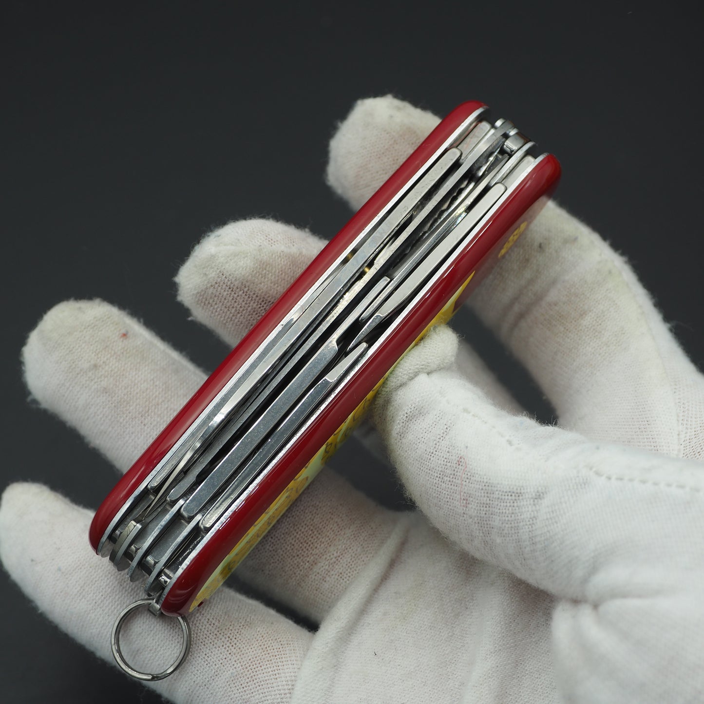 Victorinox Huntsman 2018 Year of the Dog 1.3714.E7 Number: 4158/8888 (NEW)