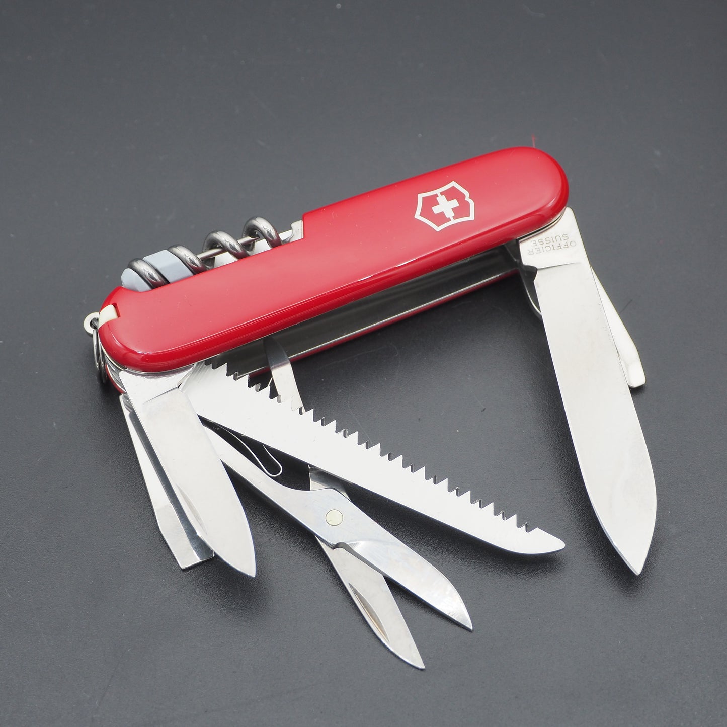 Victorinox Huntsman 2018 Year of the Dog 1.3714.E7 Number: 4158/8888 (NEW)