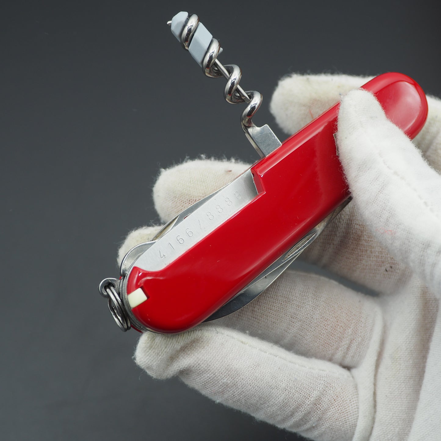 Victorinox Huntsman 2018 Year of the Dog 1.3714.E7 Number: 4166/8888 (NEW)