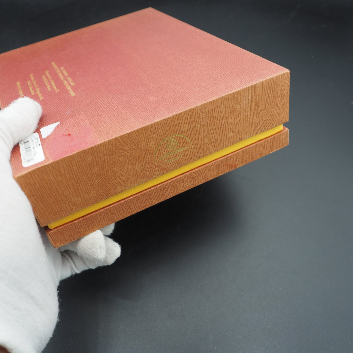 Victorinox Huntsman 2018 Year of the Dog 1.3714.E7 Number: 4043/8888 (NEW)