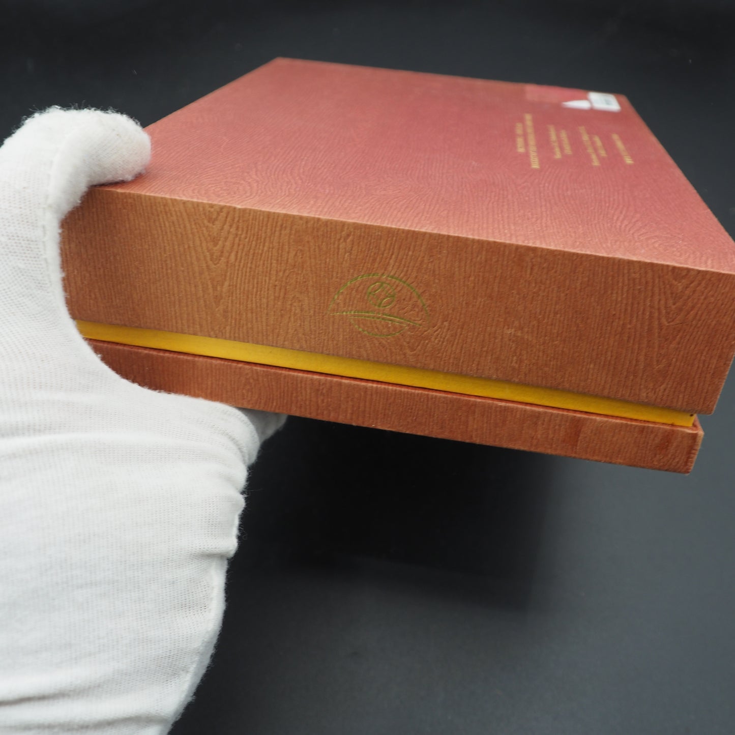 Victorinox Huntsman 2018 Year of the Dog 1.3714.E7 Number: 4043/8888 (NEW)