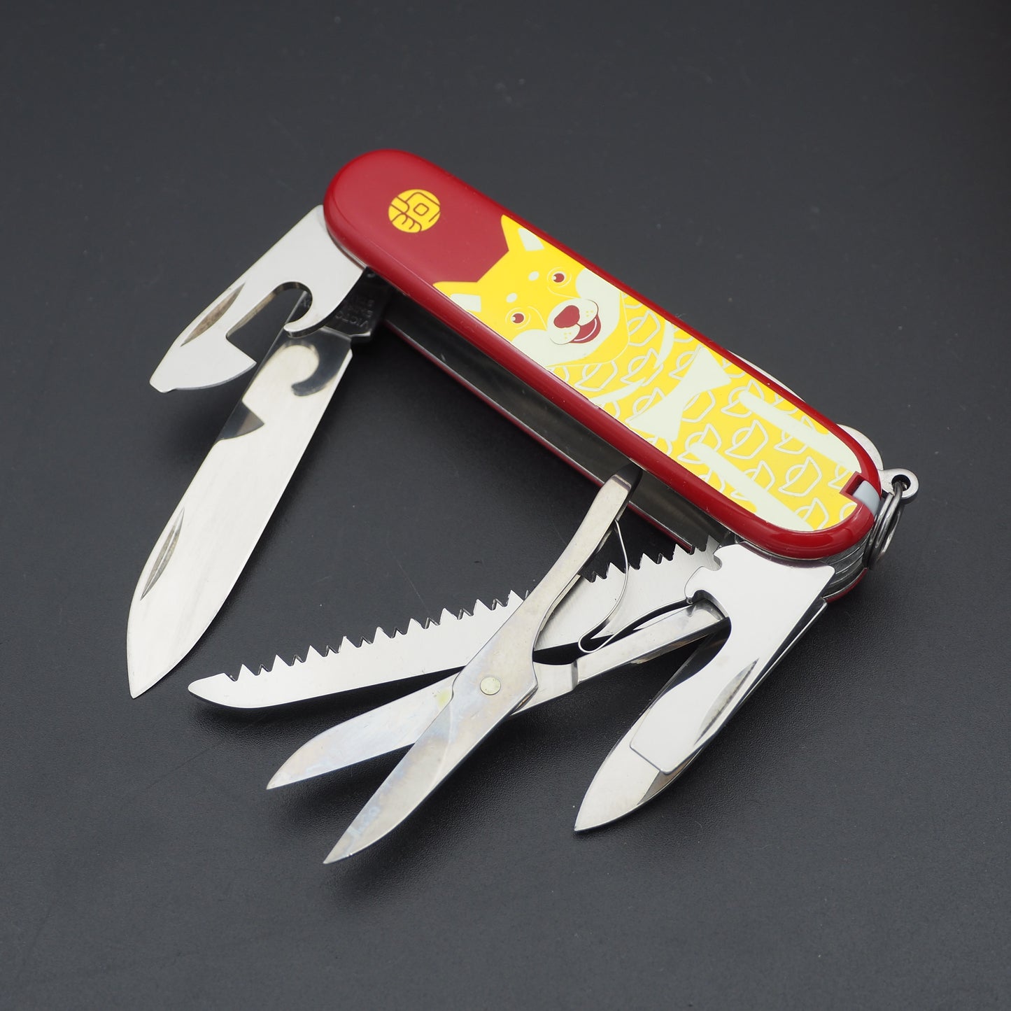 Victorinox Huntsman 2018 Year of the Dog 1.3714.E7 Number: 4043/8888 (NEW)