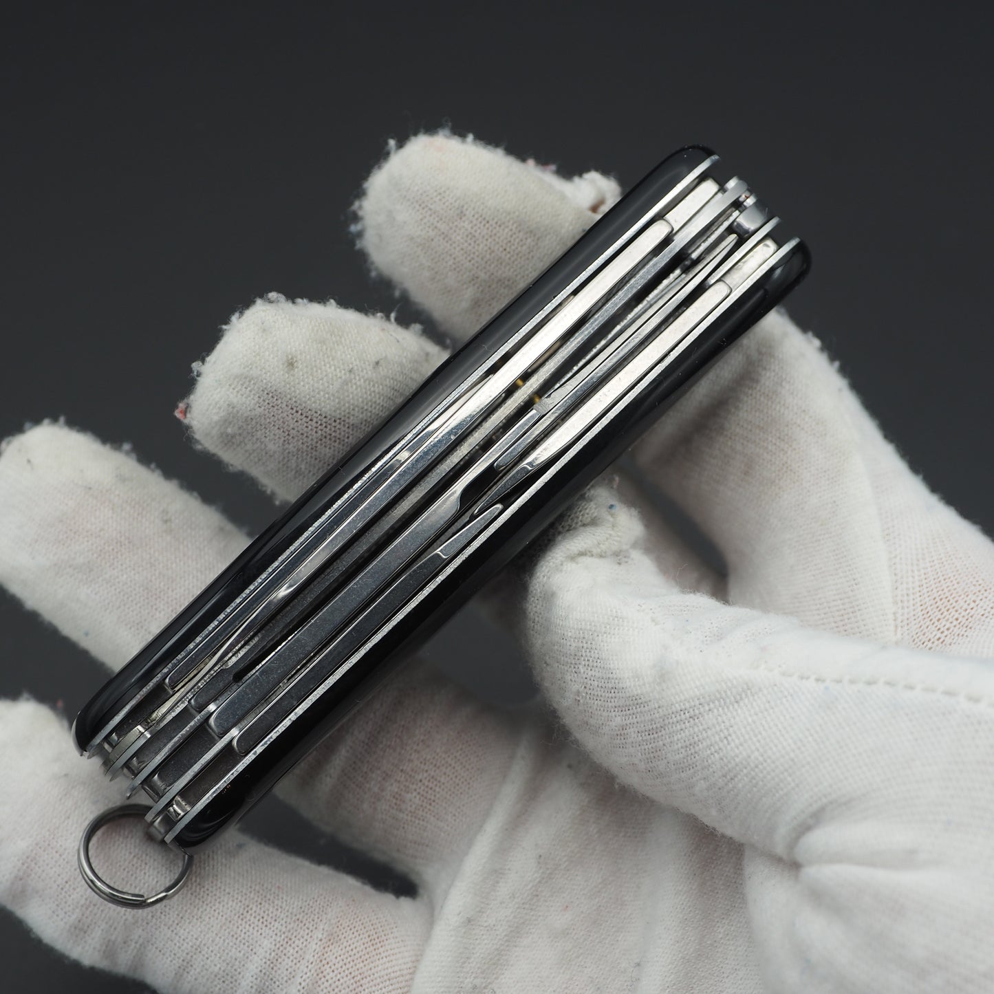 Victorinox Huntsman black 1.3713 (NEW)