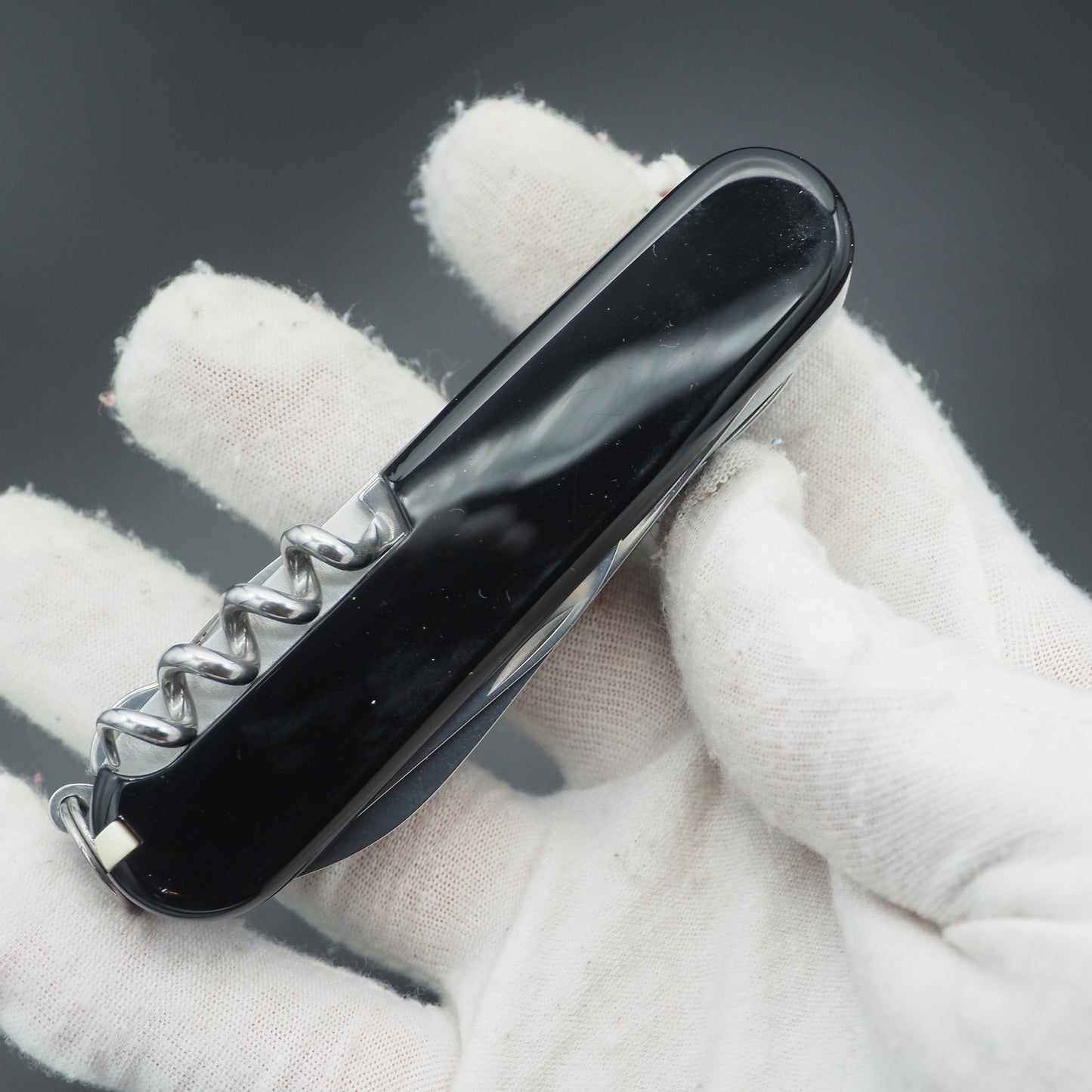 Victorinox Huntsman black 1.3713 (NEW)