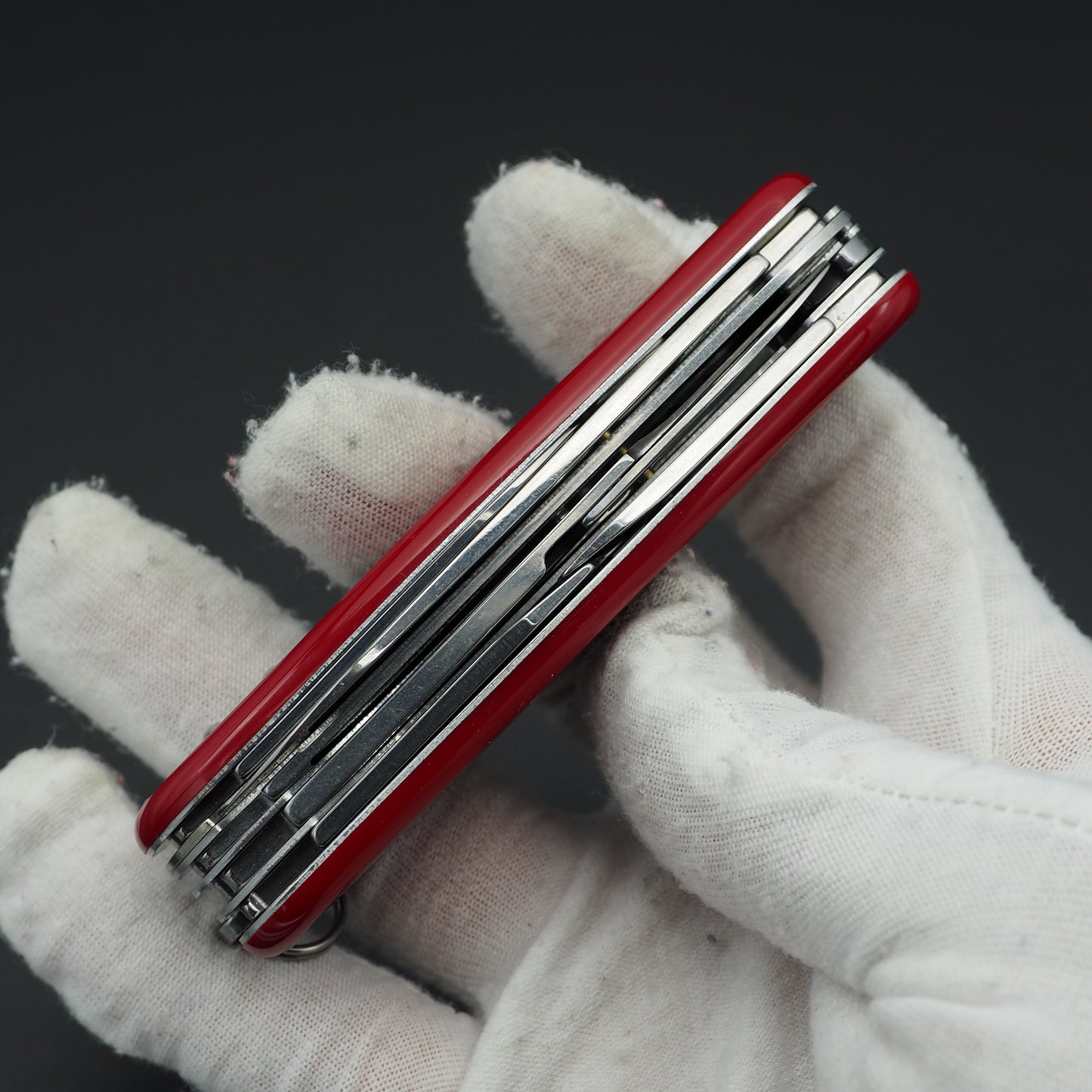 Victorinox Huntsman red 1.3713 (NEW)