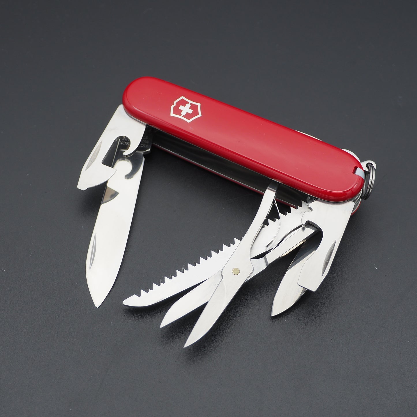 Victorinox Huntsman red 1.3713 (NEW)