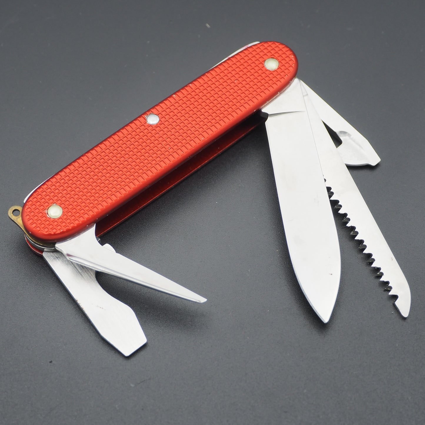 Victorinox Farmer Alox OC Red GEBRAUCHTER Messingliner mit Werbung: Coutellerie du Mont-Blanc, Geneve