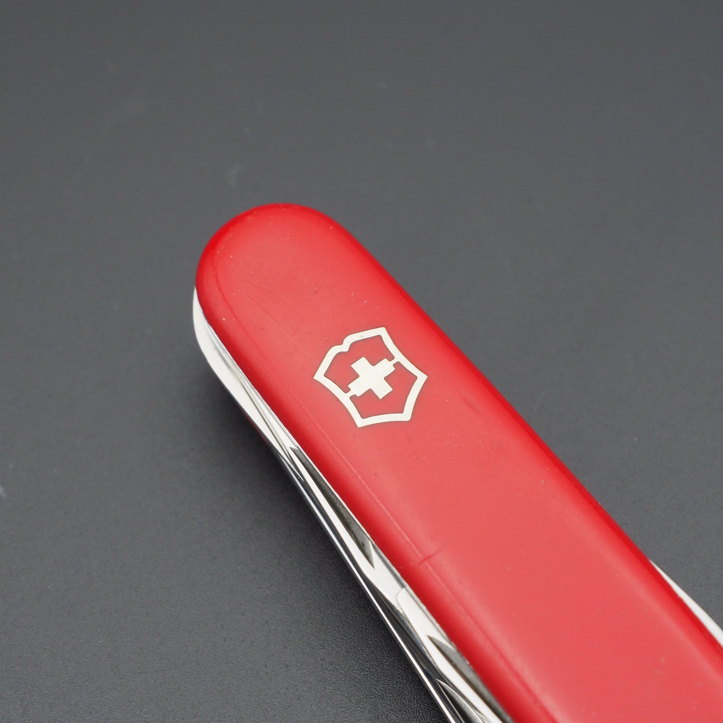 Victorinox Victoria old Huntsman with Bail long nail file at the back aluminum tweezers