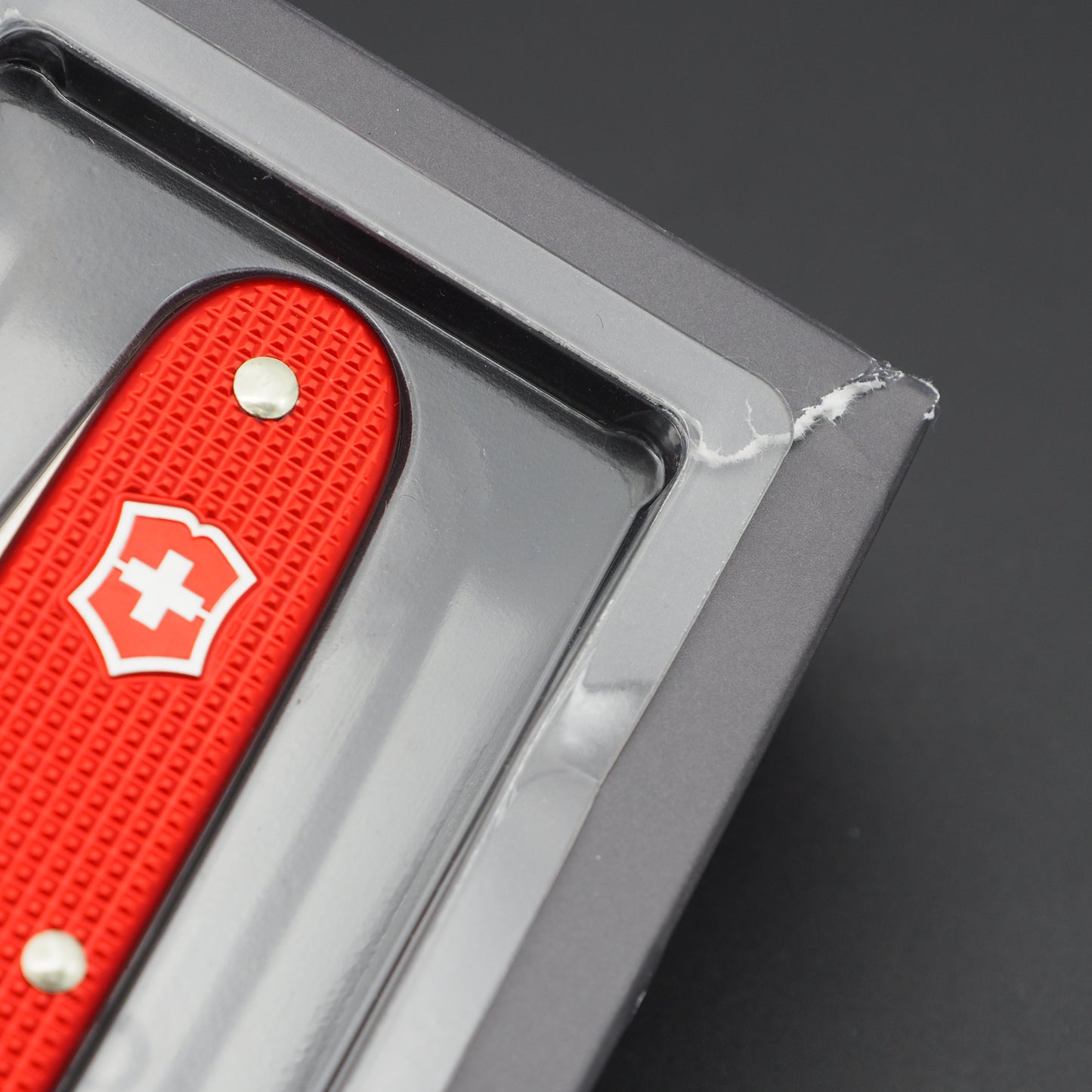 Victorinox Alox Limited Edition 2018 Pioneer 93mm Berry Red