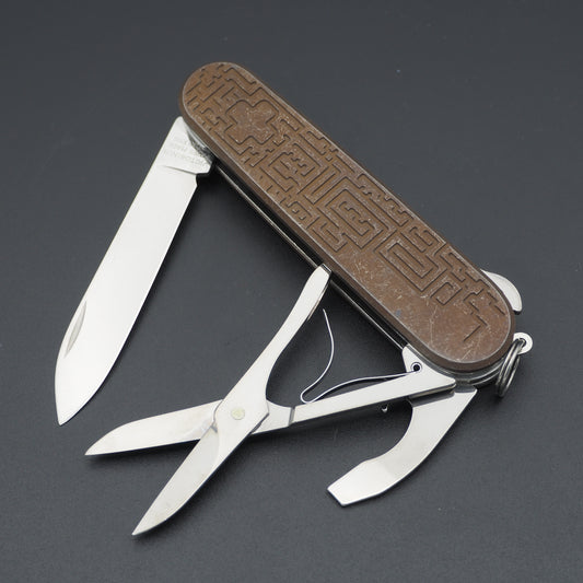 Victorinox Compact + Daily Customs Scales NEW 91mm Swiss Army