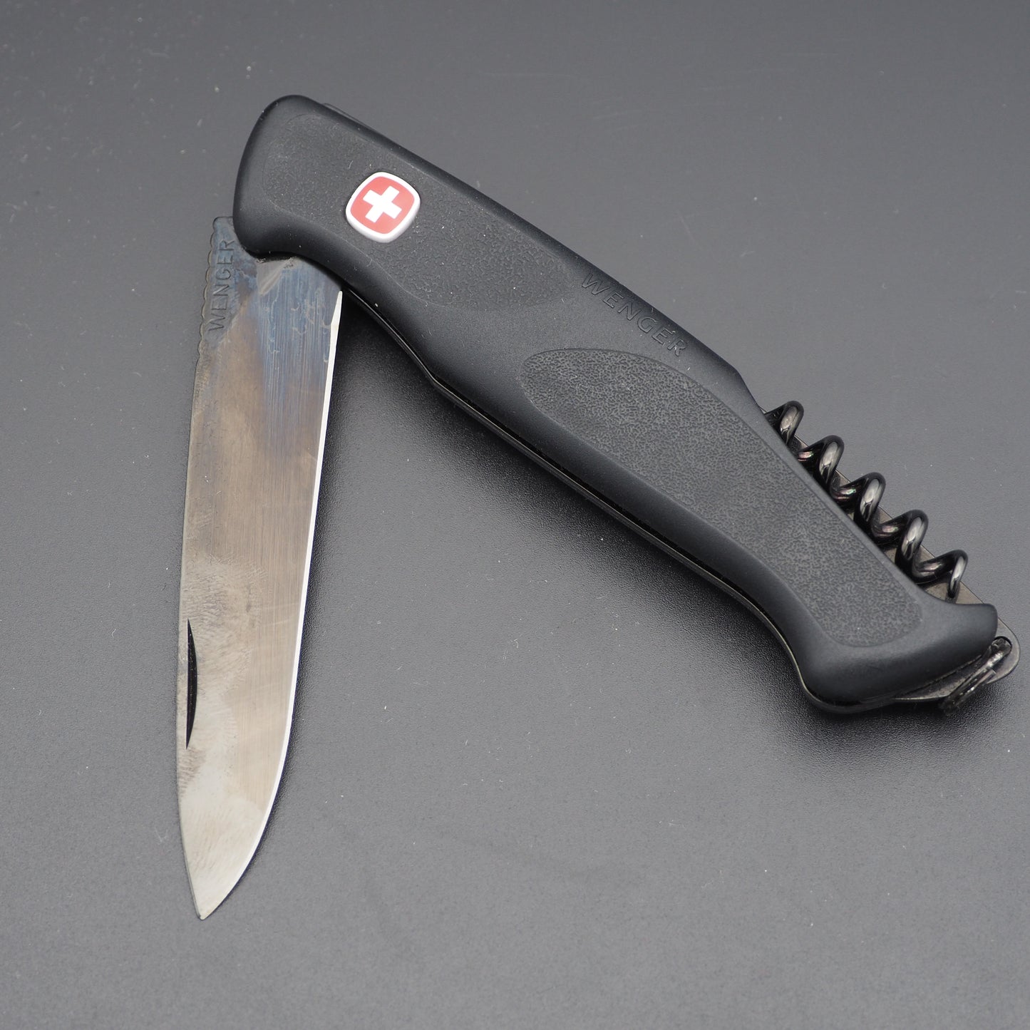 Wenger BlackOut Ranger 52 Swiss Army Knife like NEW (box damaged)