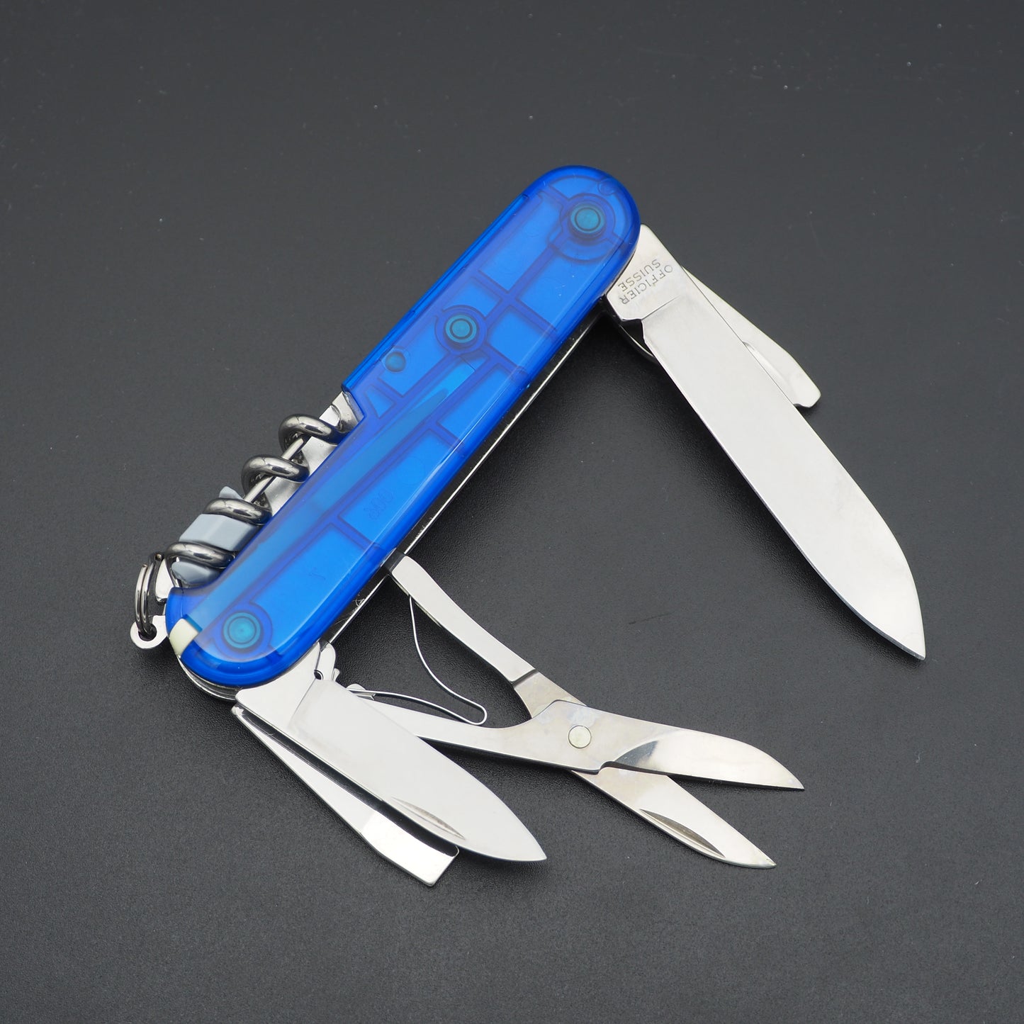 Victorinox Climber Blue Trans Swiss Army Knife like NEW