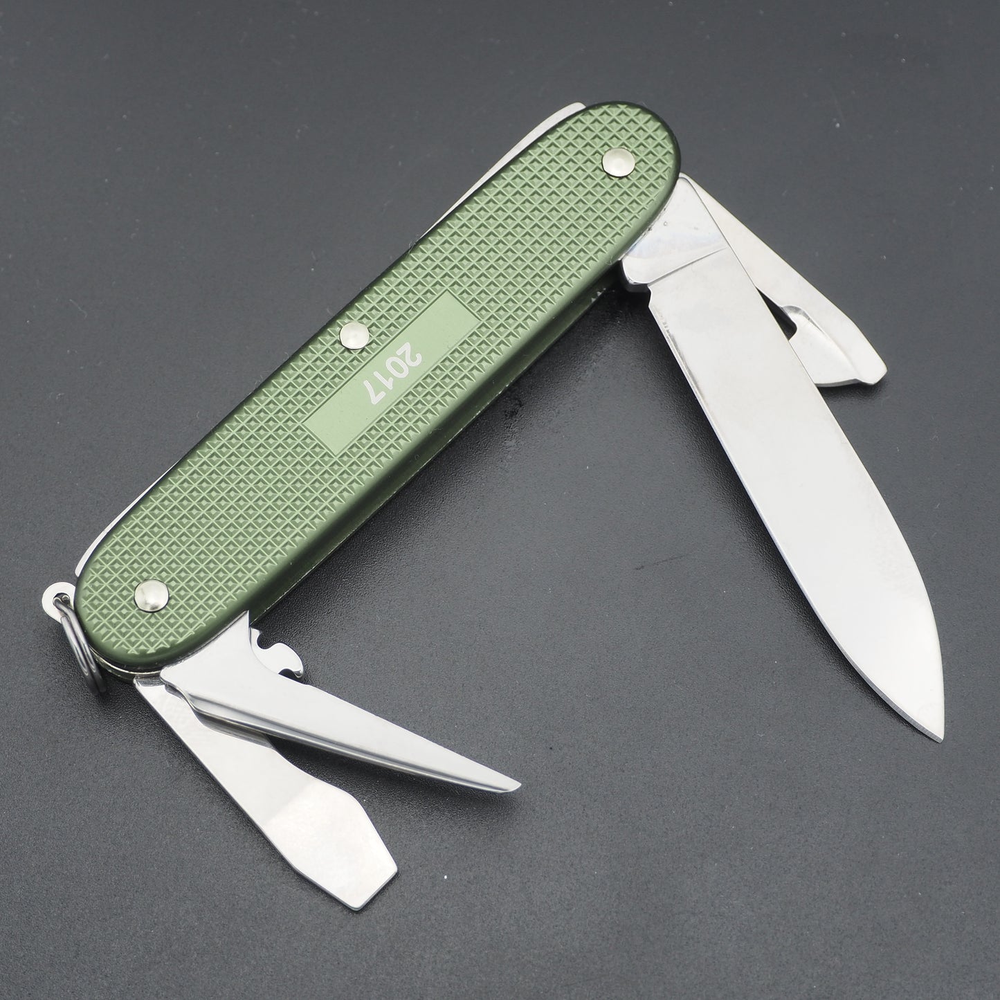 Victorinox Pioneer Limited Edition 2017 like NEW