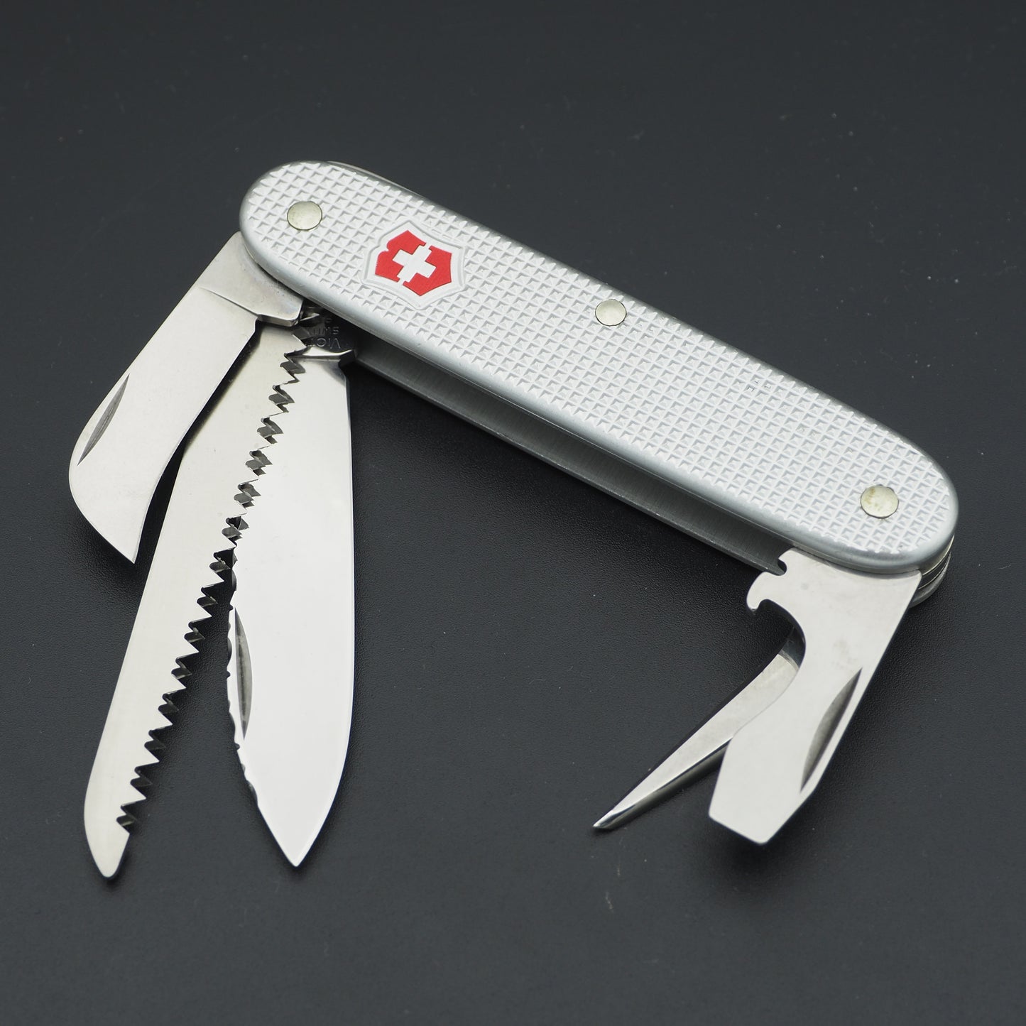 Victorinox like NEW Harvester Silver Tom Stratton Filework (without box)