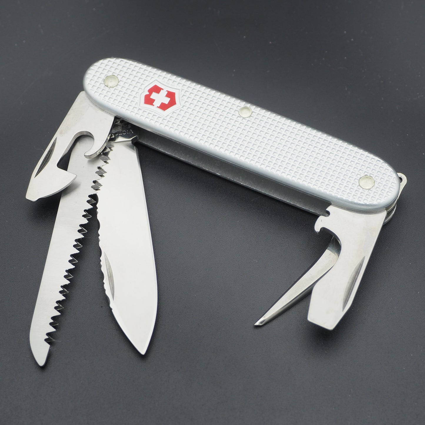 Victorinox wie NEU Farmer Silver Tom Stratton Filework (ohne Box)