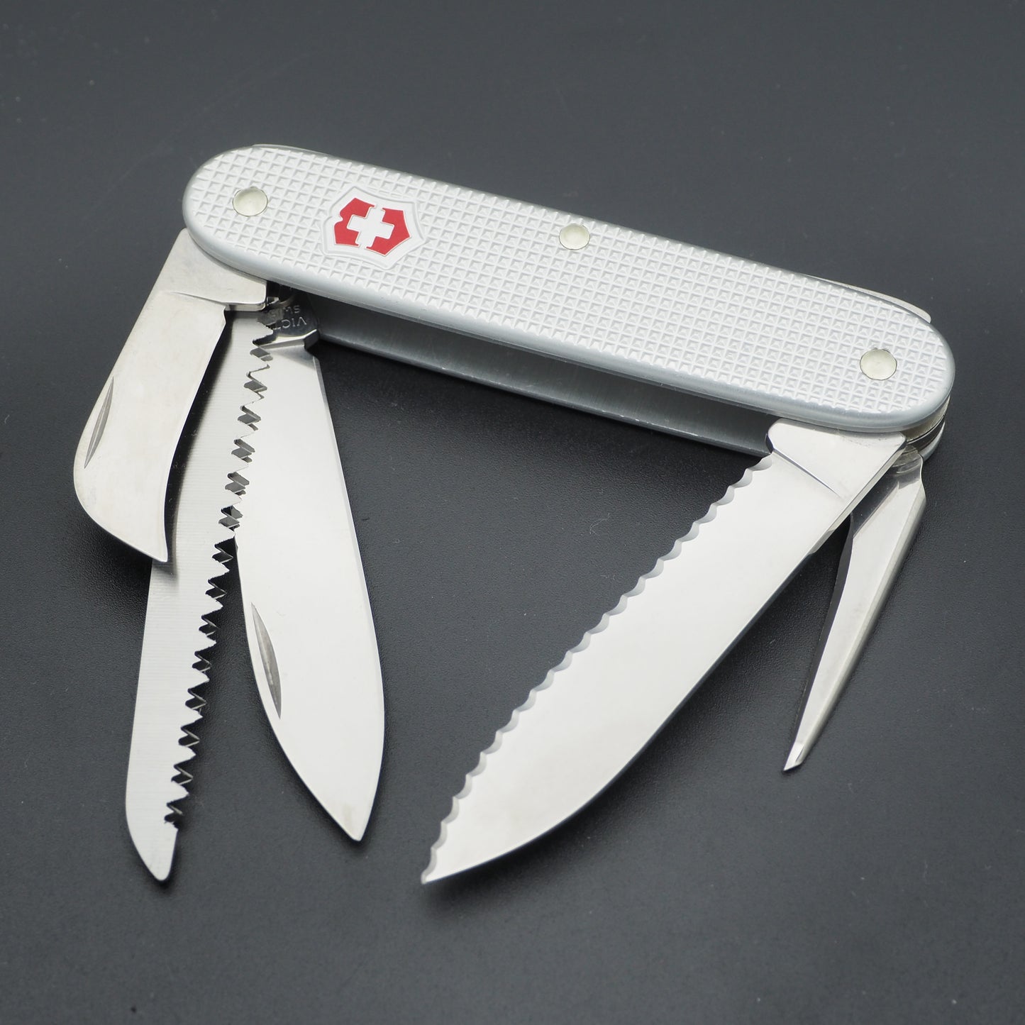 Victorinox like NEW SwissBianco Carver 1 of 100 (without box)