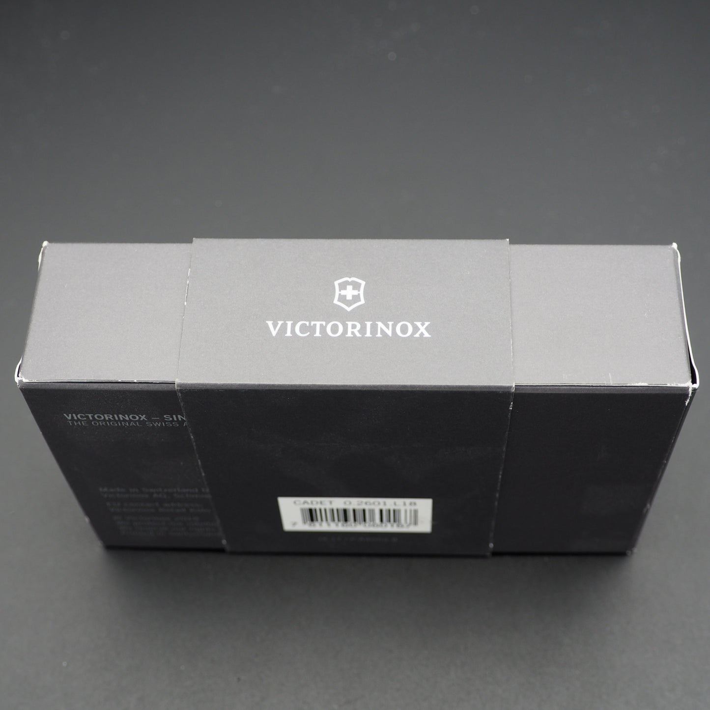 Victorinox Alox Limited Edition 2018 Cadet 84mm Berry Red knife new with damaged box