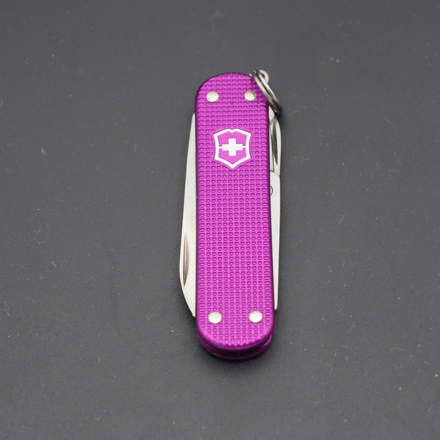 Victorinox Classic Limited Edition 2016 like NEW (damaged box)