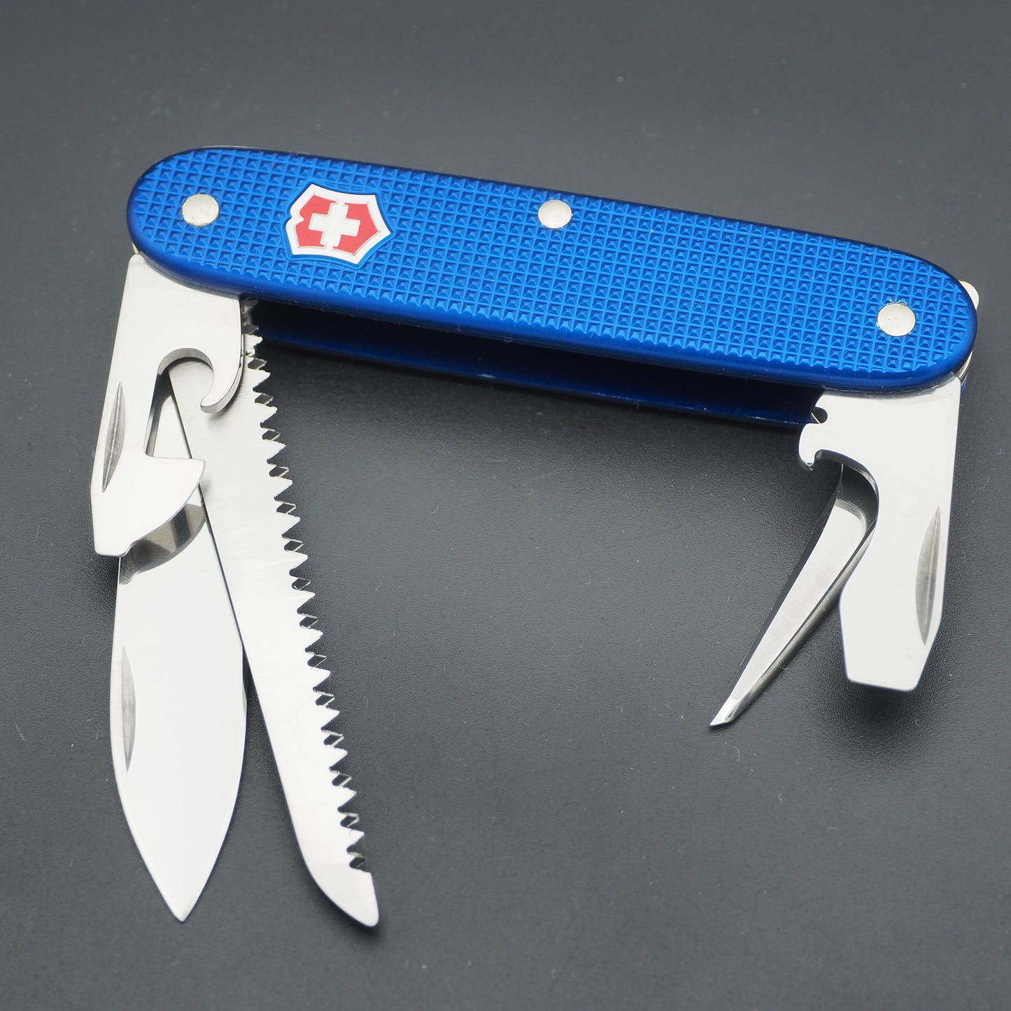 Victorinox Danish Blue Farmer with red shield Swiss Army Knife mint NEW without Box