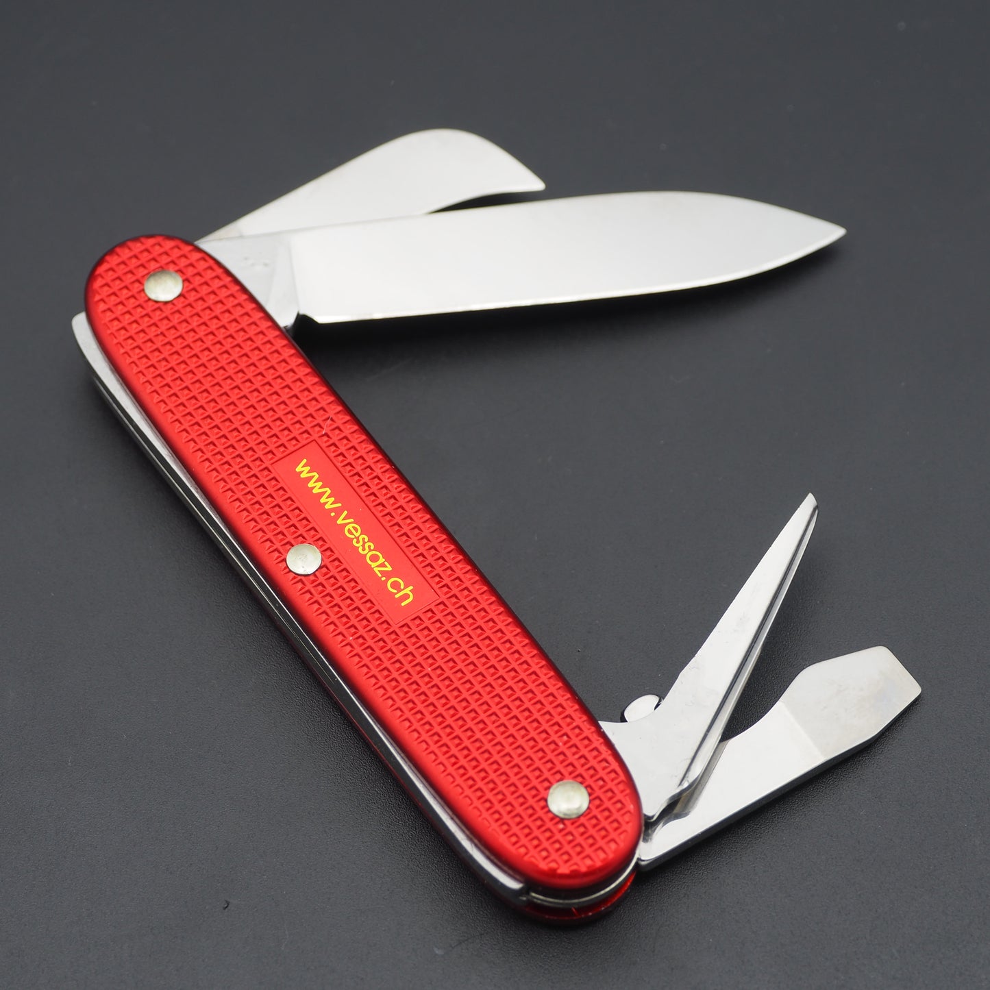 Victorinox Rancher Red Vessaz.ch Swiss Army mint NEW w/o Box