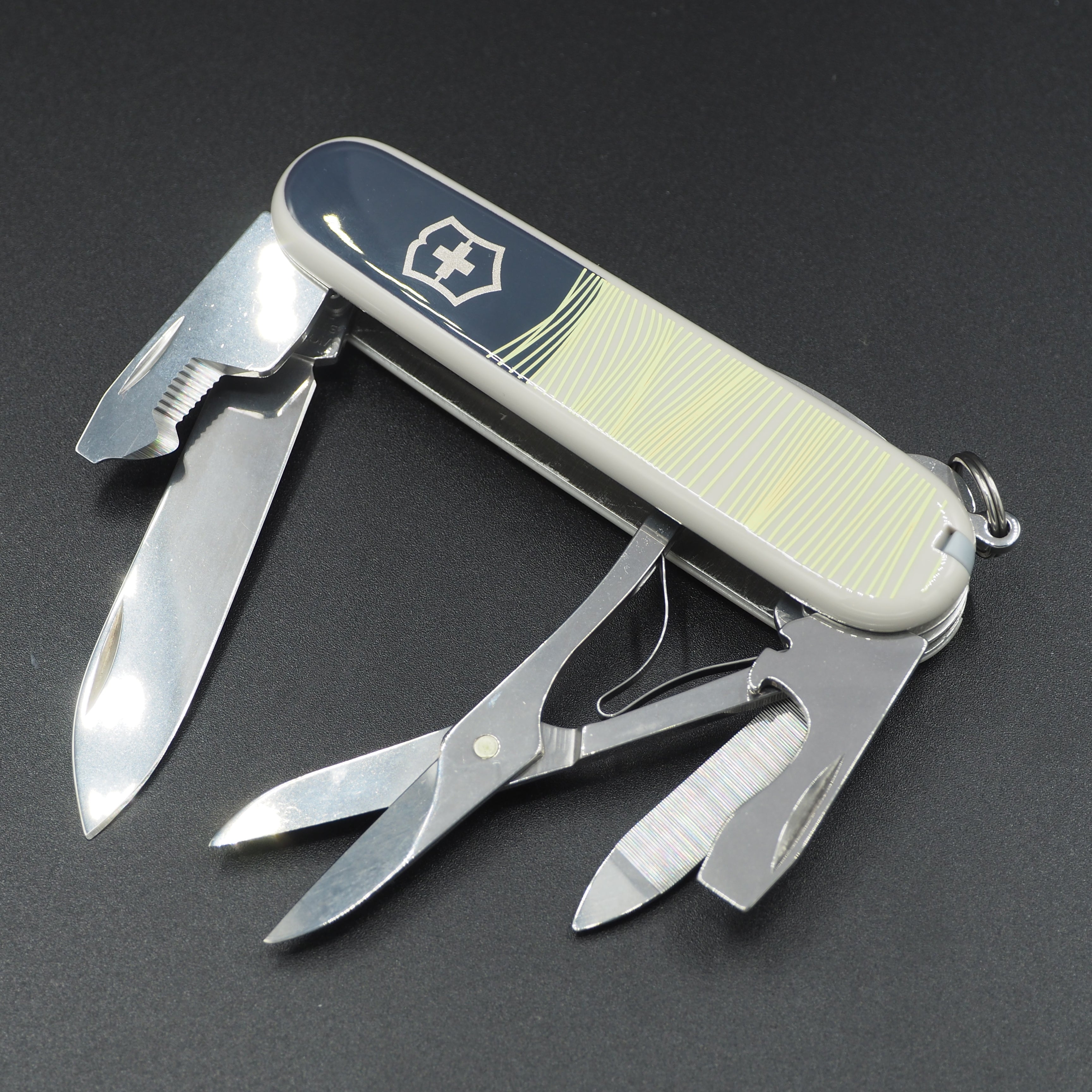 Victorinox Companion New York Style Live to Explore Kollektion The Sharp Knife Club