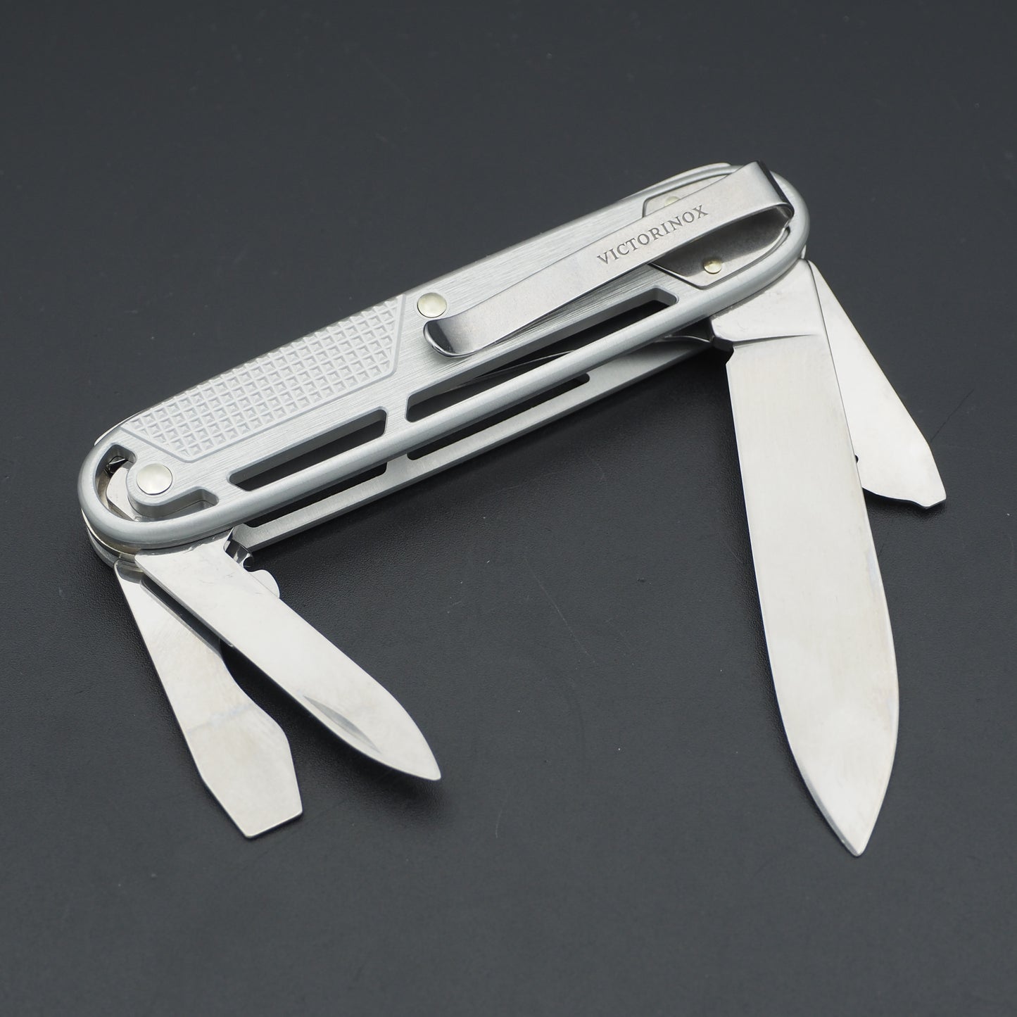 Victorinox Synergy Alox Silver (NEW)
