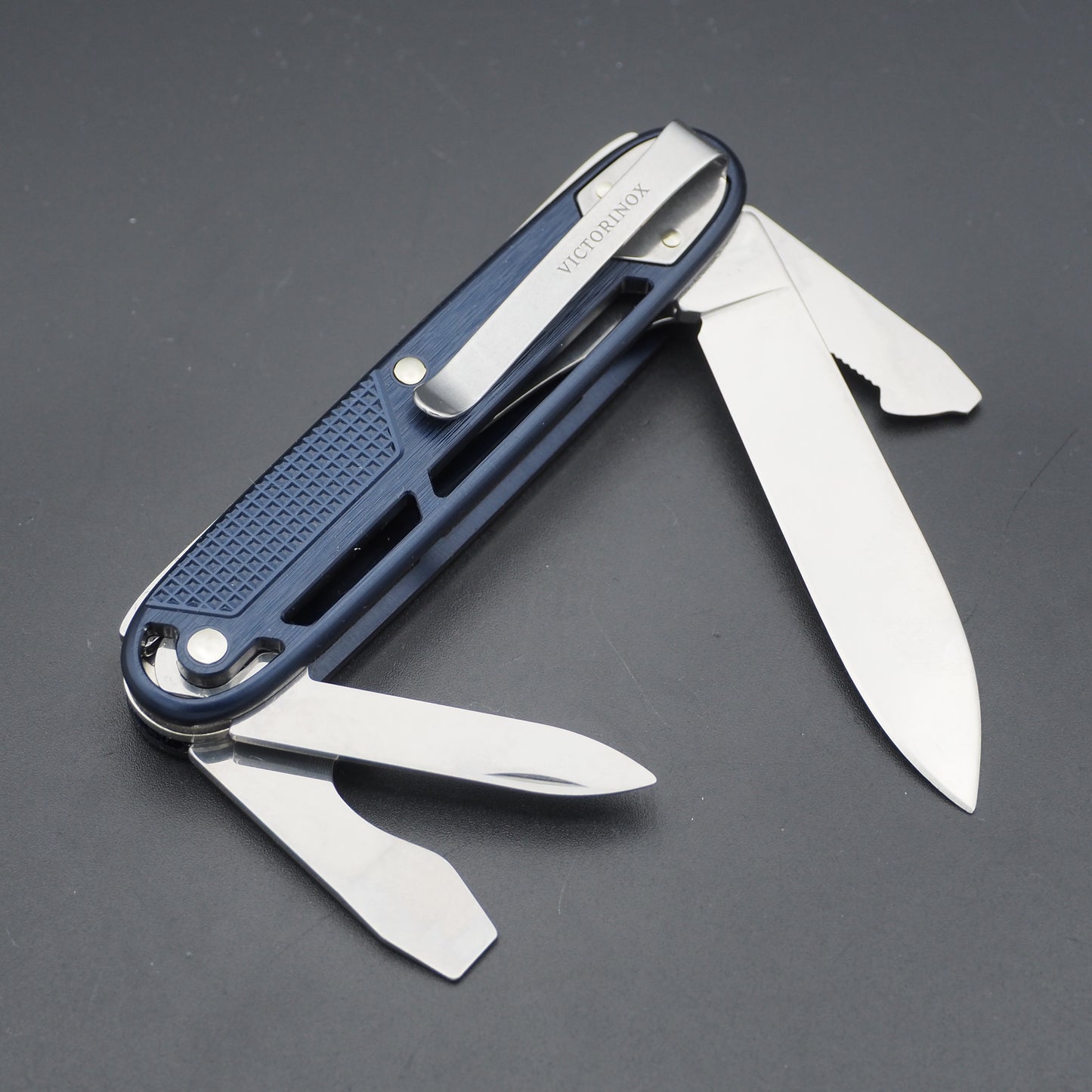 Victorinox Synergy Alox Blue (NEW)