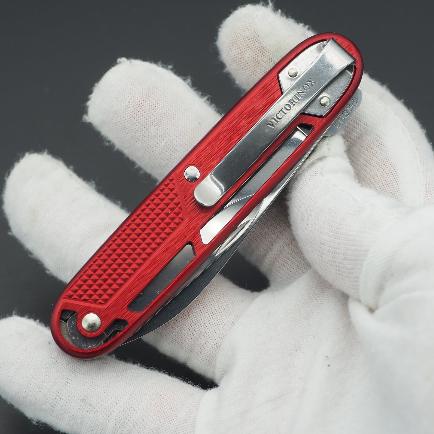 Victorinox Synergy X Alox Red (NEW)