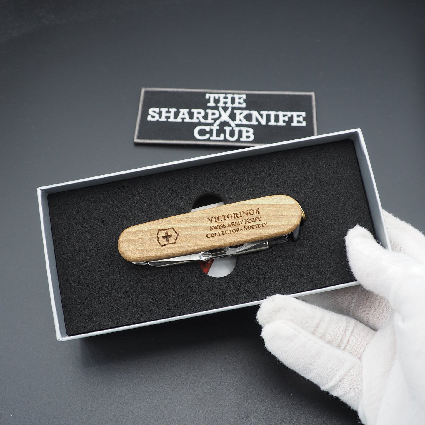 Victorinox VSAKCS Cyber Scientist Jahr 2024 (NEW)