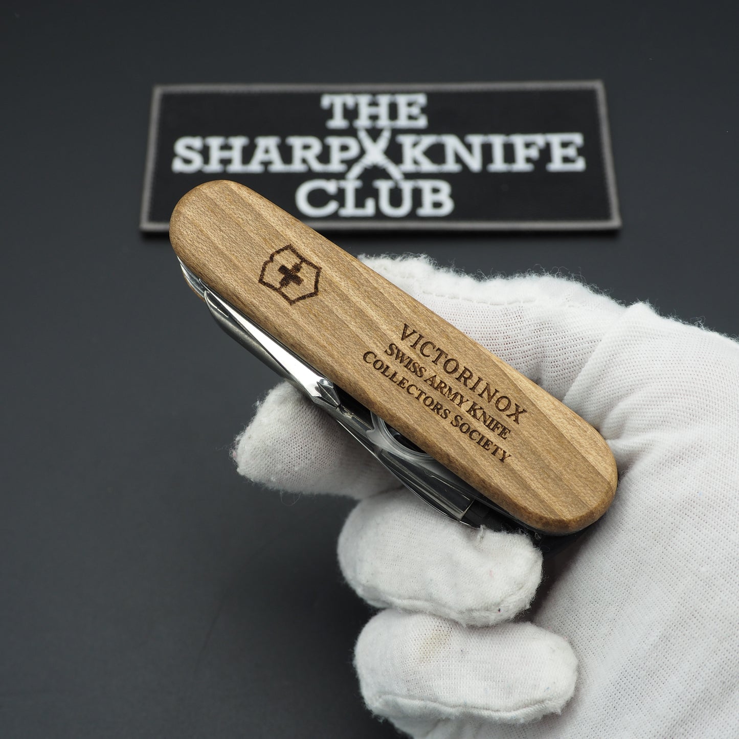 Victorinox VSAKCS Cyber Scientist Jahr 2024 (NEW)