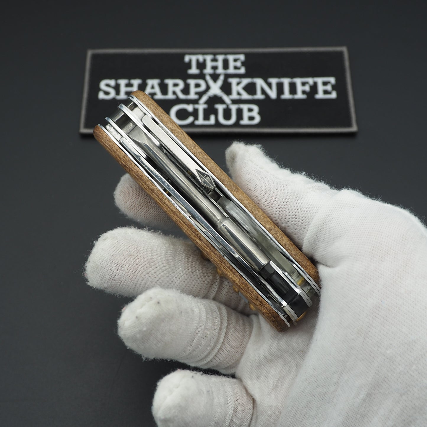 Victorinox VSAKCS Cyber Scientist Jahr 2024 (NEW)