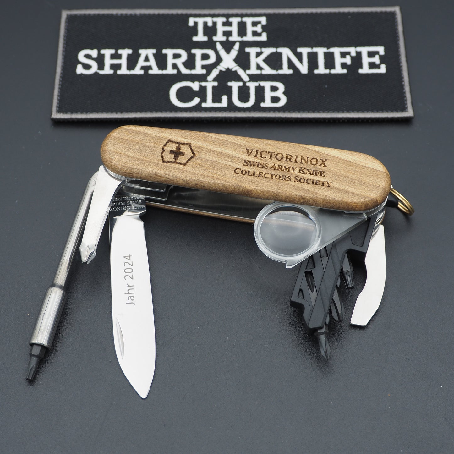 Victorinox VSAKCS Cyber Scientist Jahr 2024 (NEW)