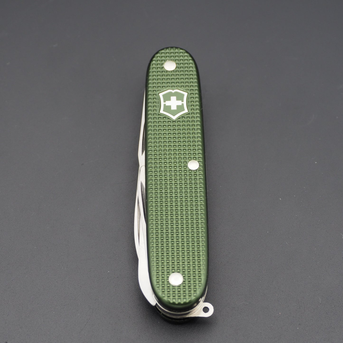 Victorinox Farmer Olive Green Swiss Army Knife like NEW (no box)