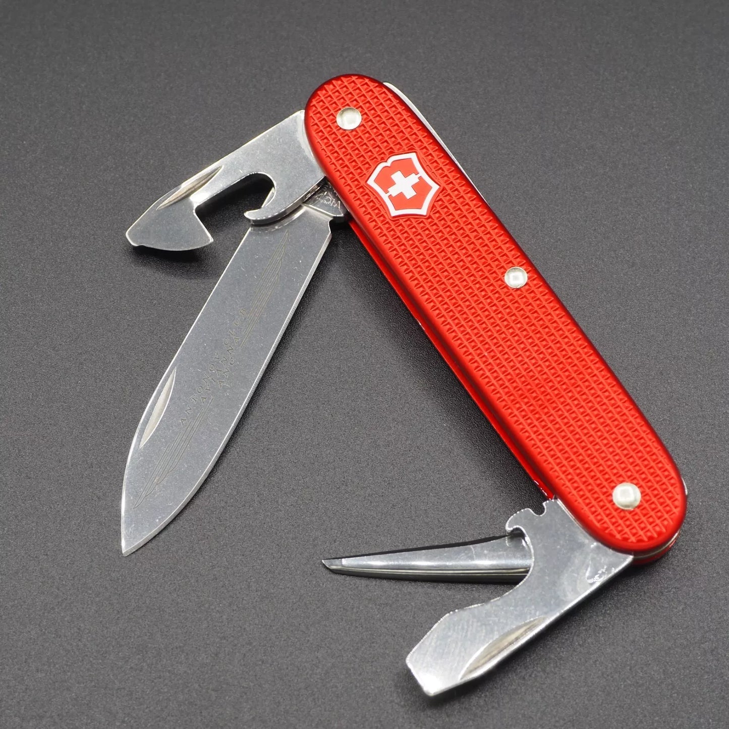 Victorinox Pioneer Red Antonov AH-2 Spezial-Schweizer Taschenmesser NEU ohne Ring und Box