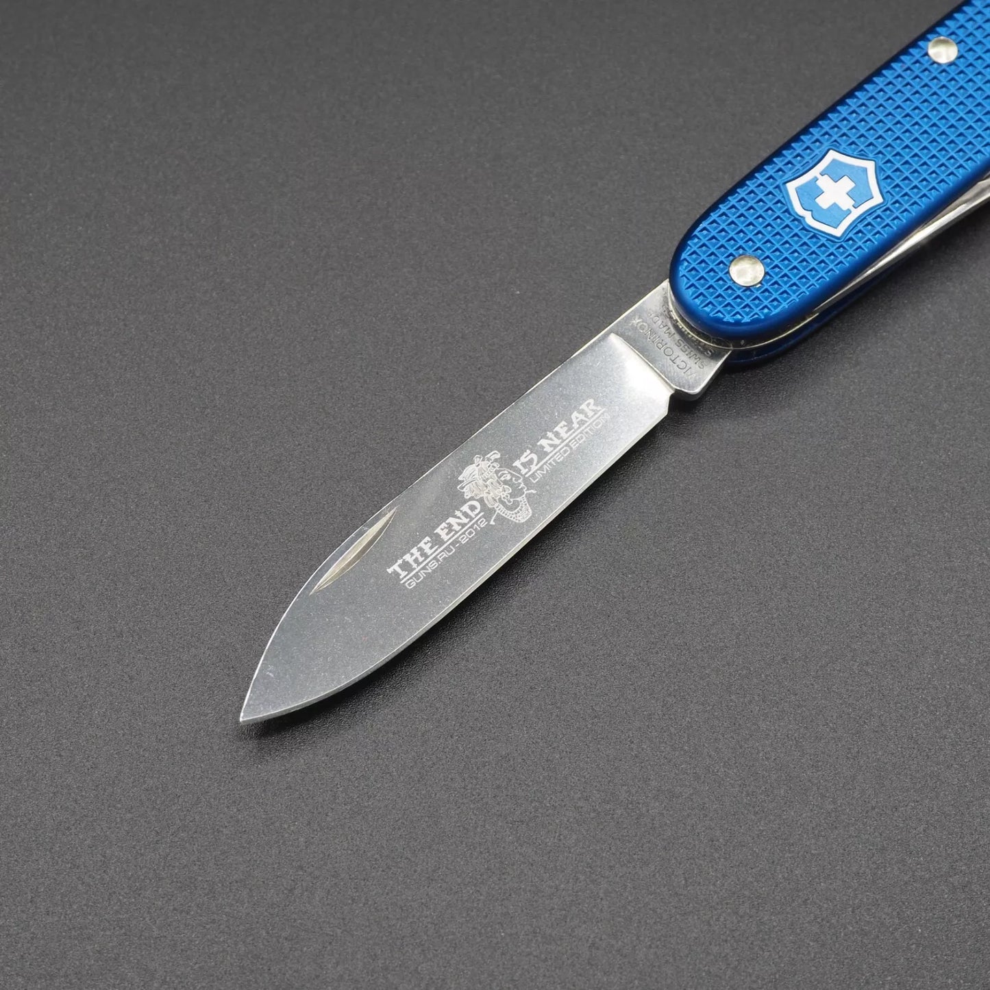 Victorinox Pioneer Alox Blue Maya Style Limited Special Edition NEW w/o box