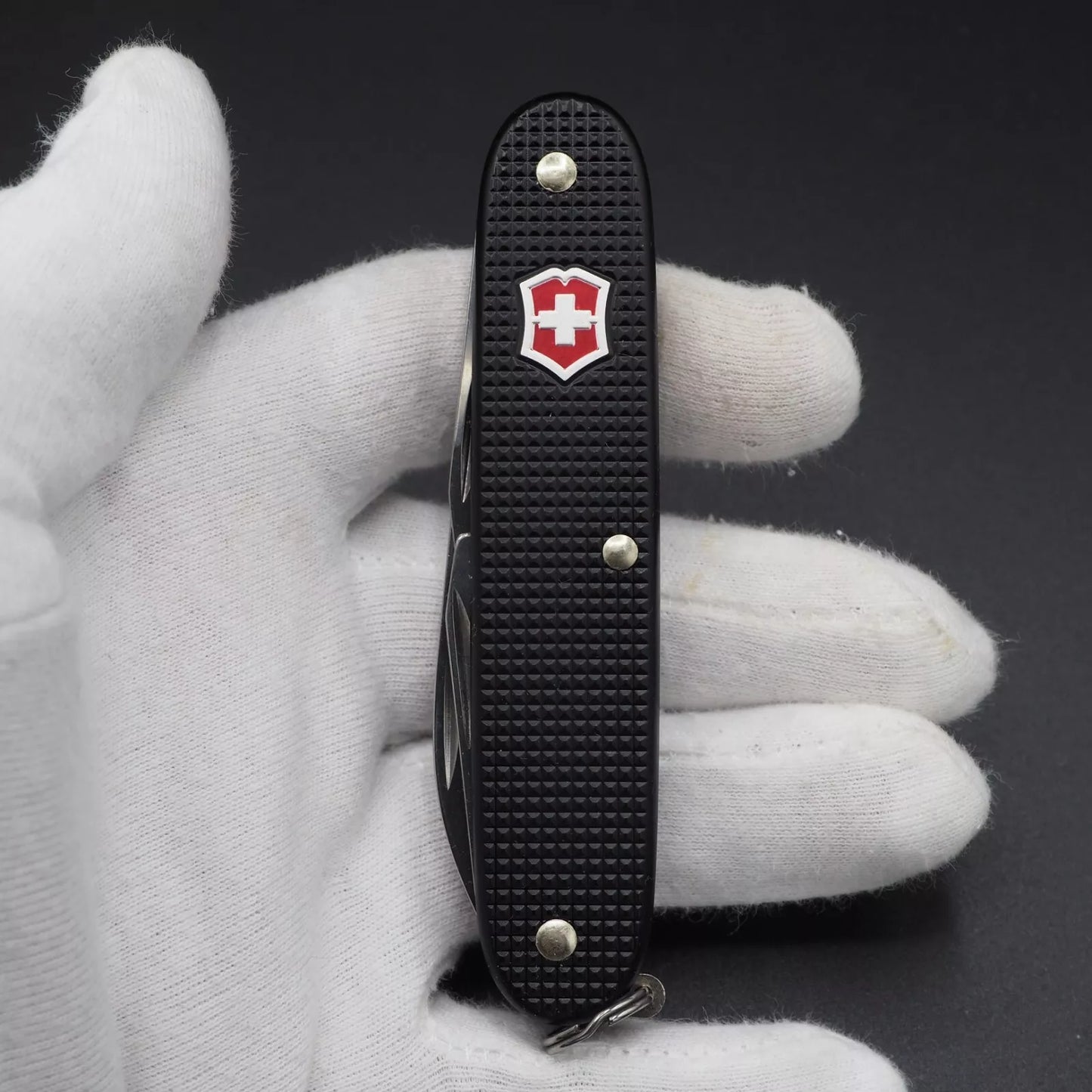 Victorinox Pioneer Black Beauty with Red Shield Very Rare Discontinued NEW + BOX